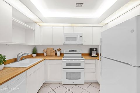 5035 N 10TH Place 108 Phoenix AZ 85014