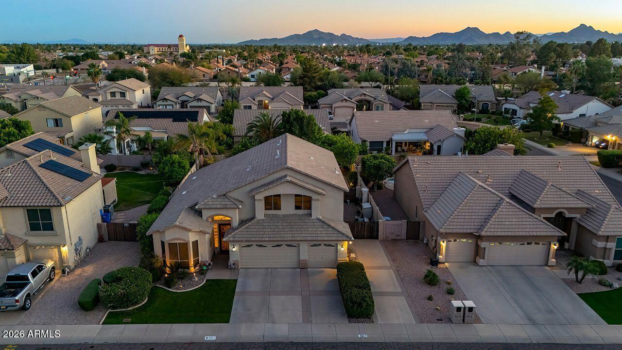 5917 E DANBURY Road E