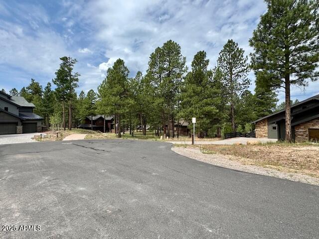 1892 E HARDSCRABBLE Court 126