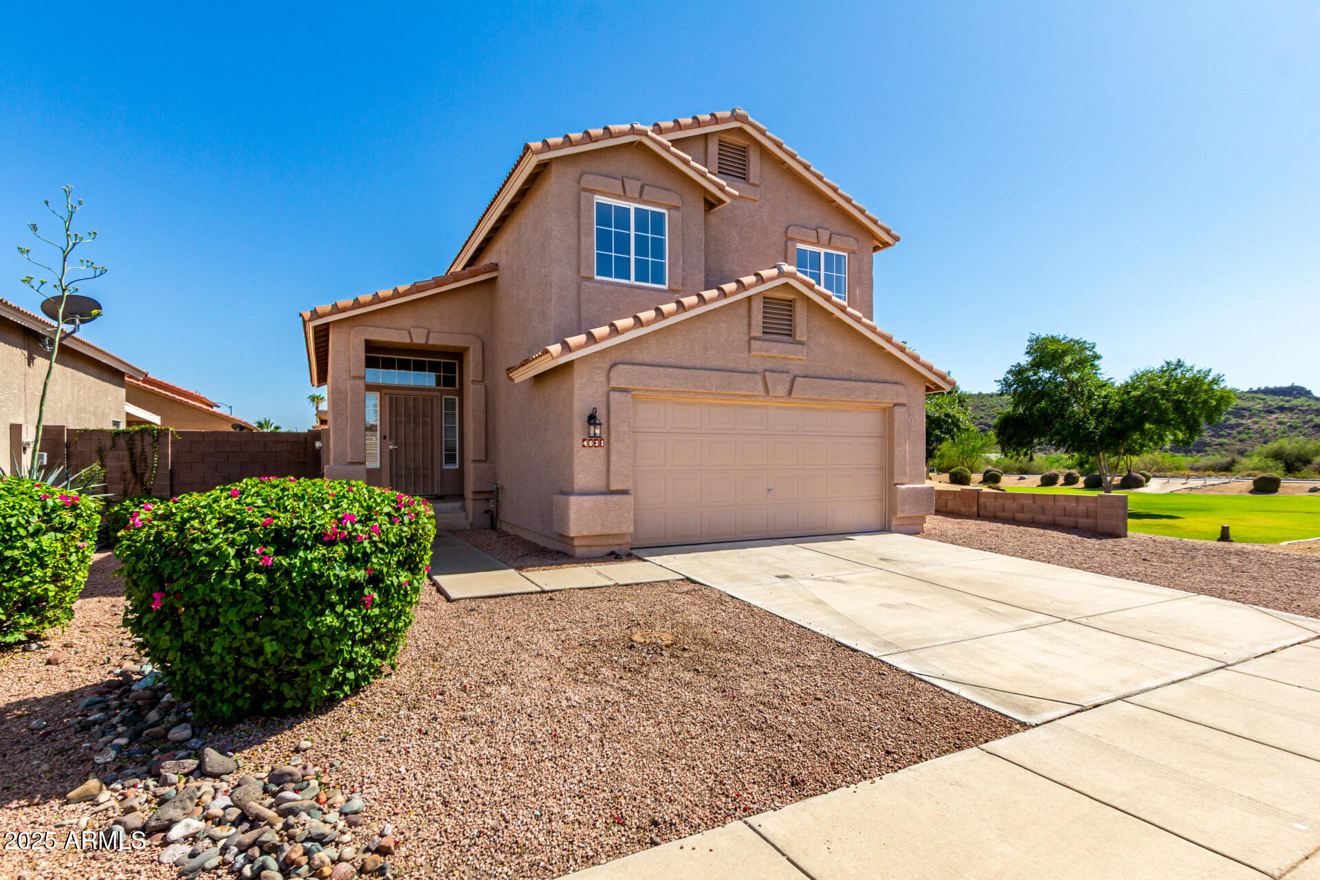 4031 W Lone Cactus Drive