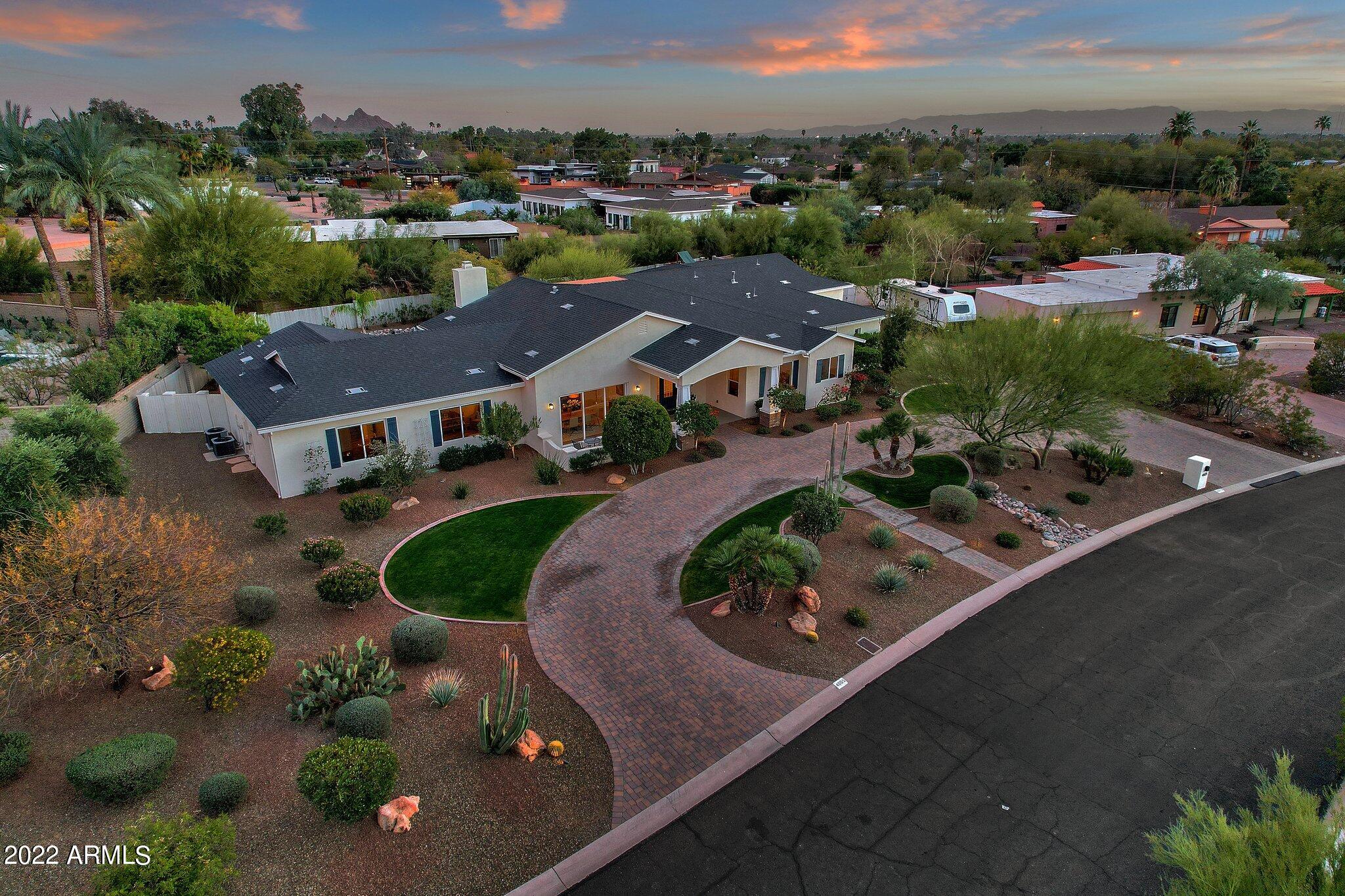 CAMELBACK SIERRA - Residential