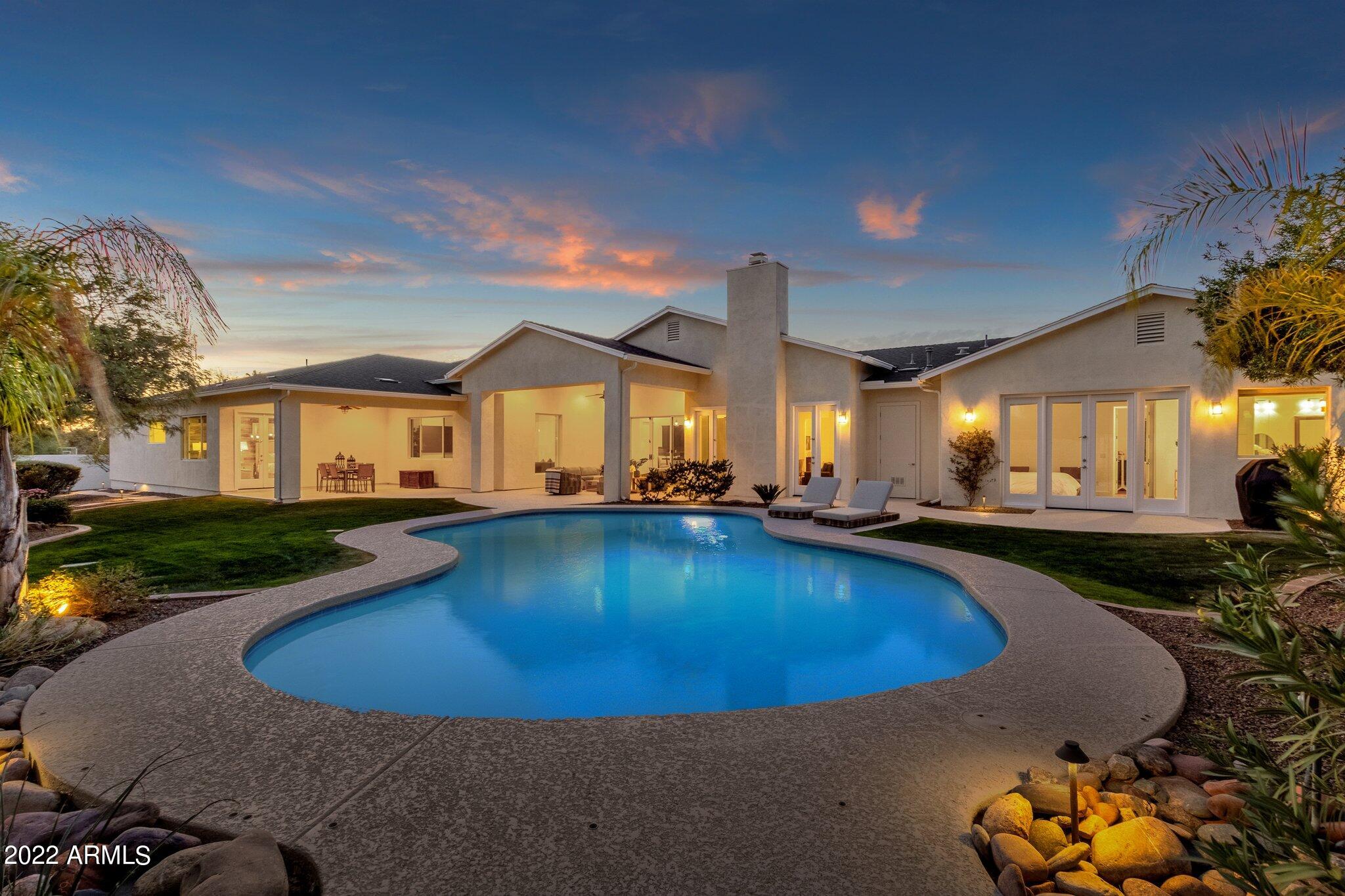 CAMELBACK SIERRA - Residential