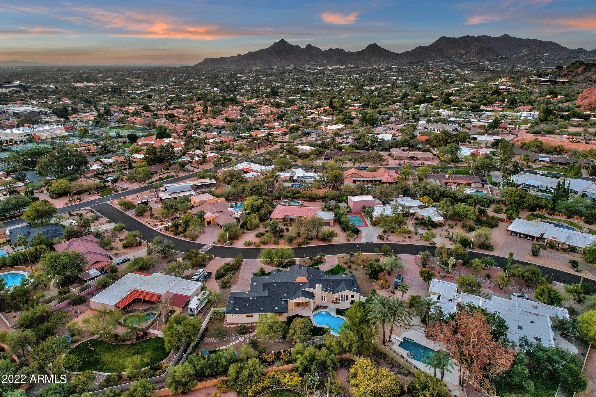 CAMELBACK SIERRA - Residential