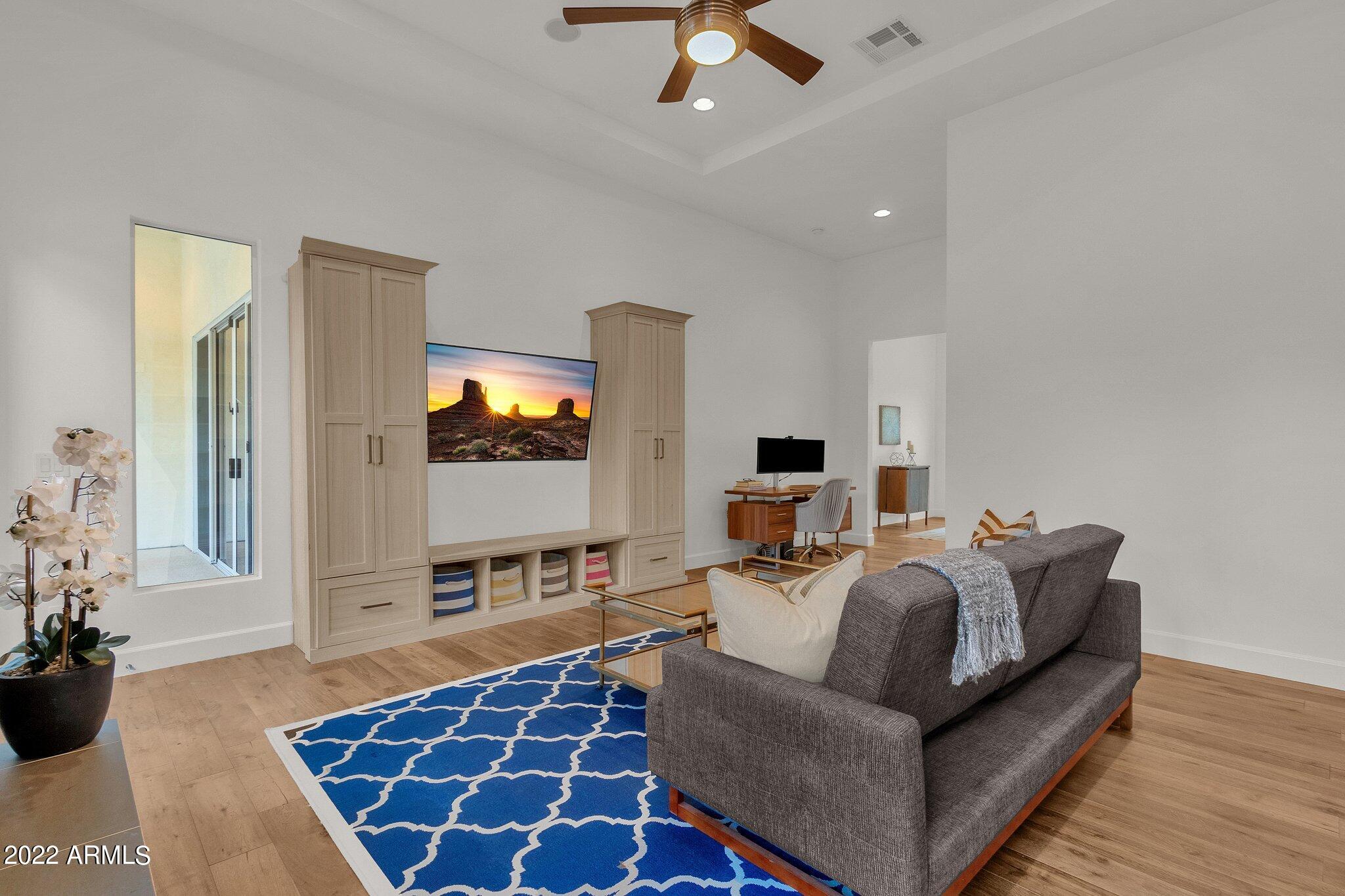 CAMELBACK SIERRA - Residential