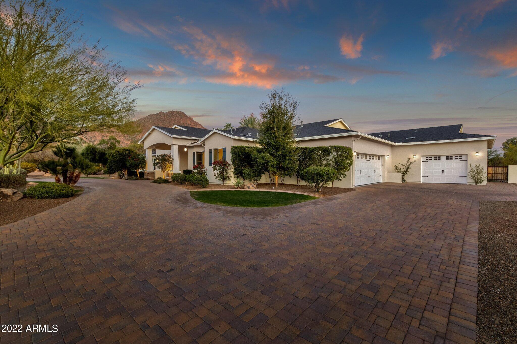 CAMELBACK SIERRA - Residential