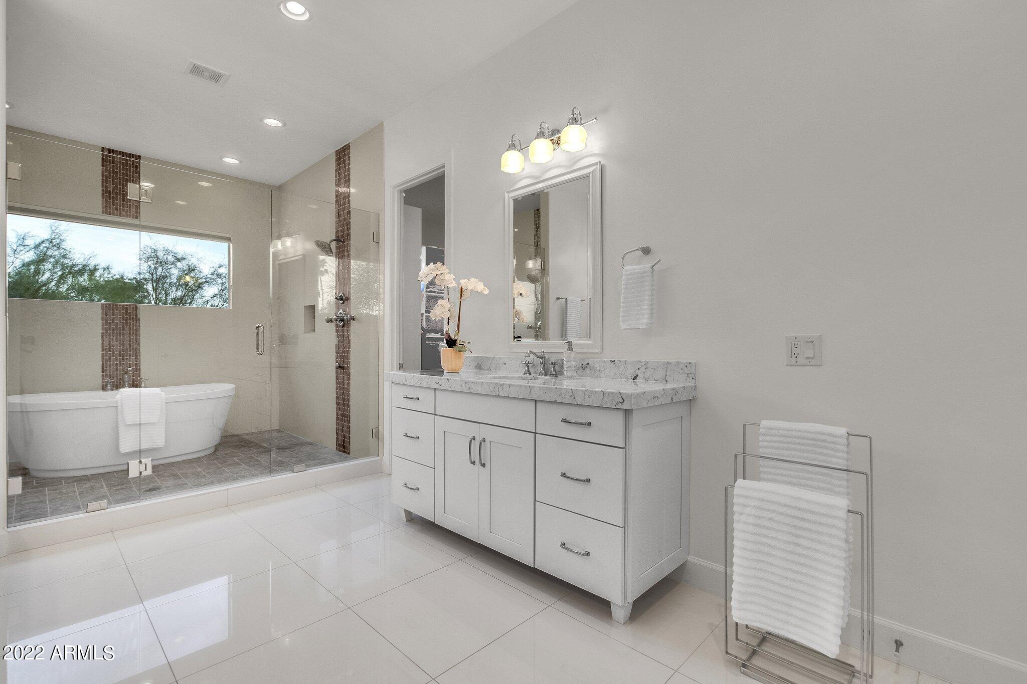 CAMELBACK SIERRA - Residential