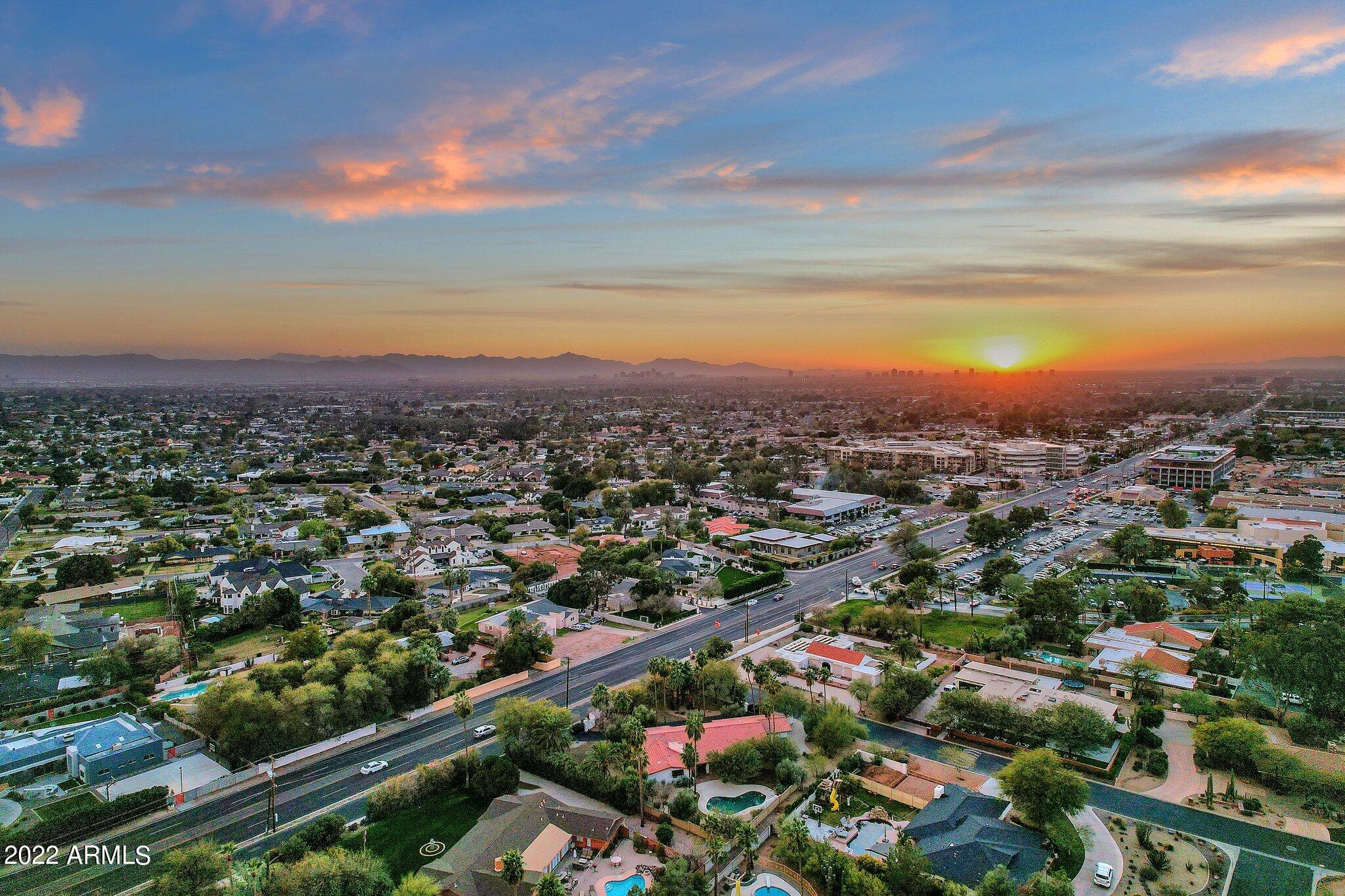 CAMELBACK SIERRA - Residential