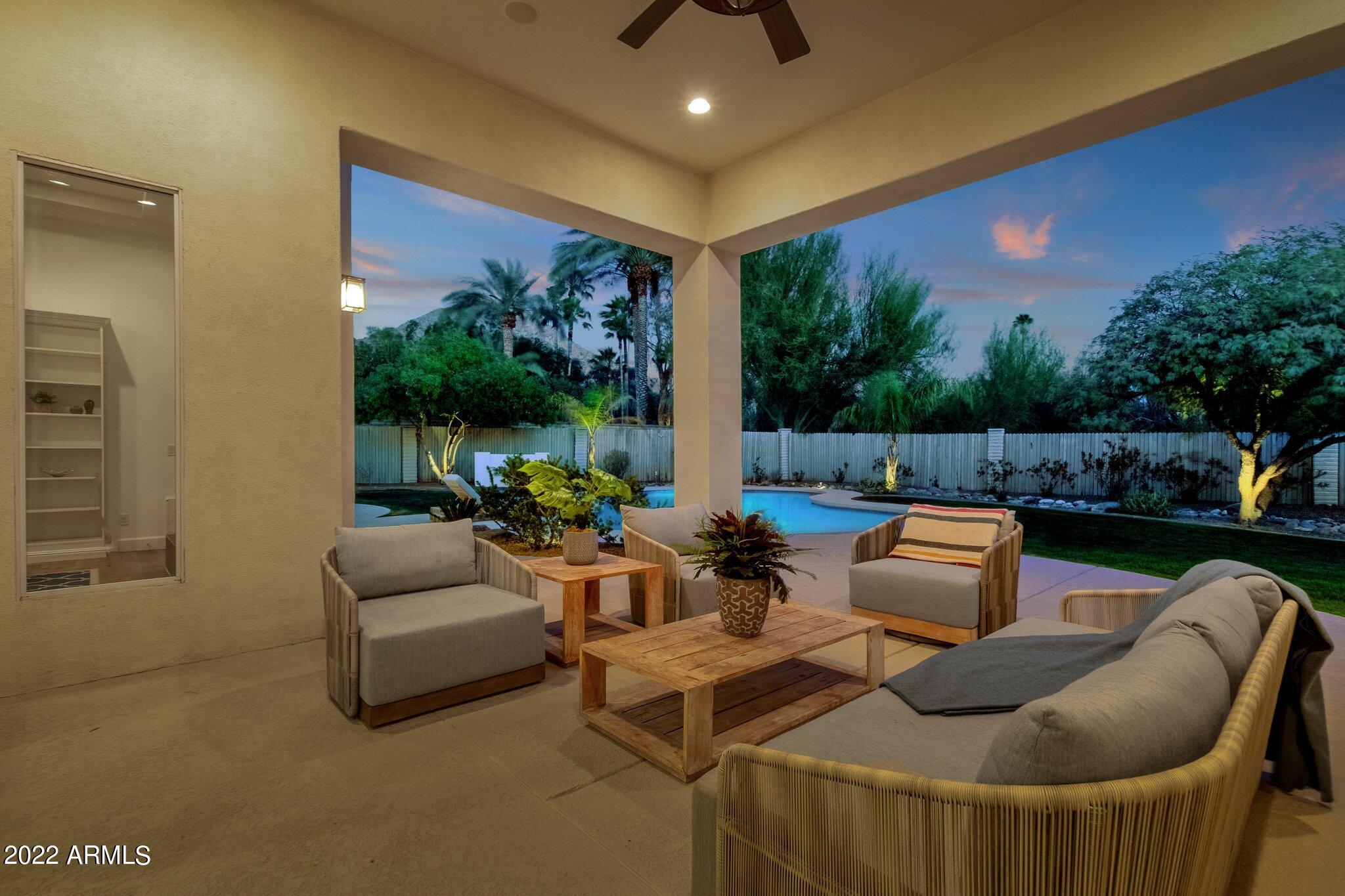 CAMELBACK SIERRA - Residential