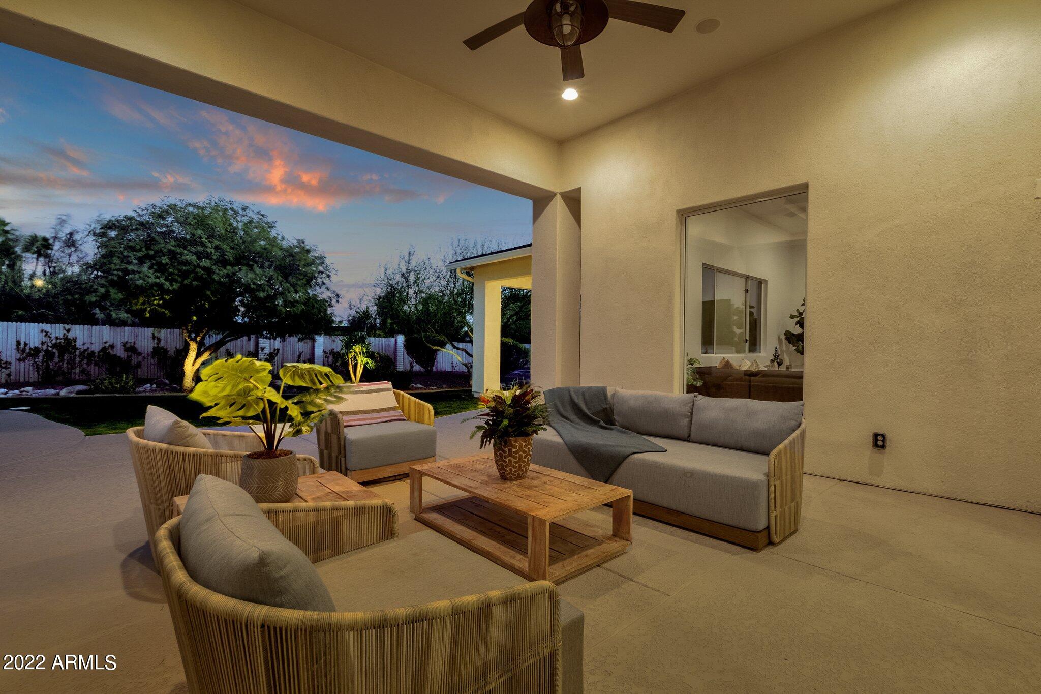 CAMELBACK SIERRA - Residential