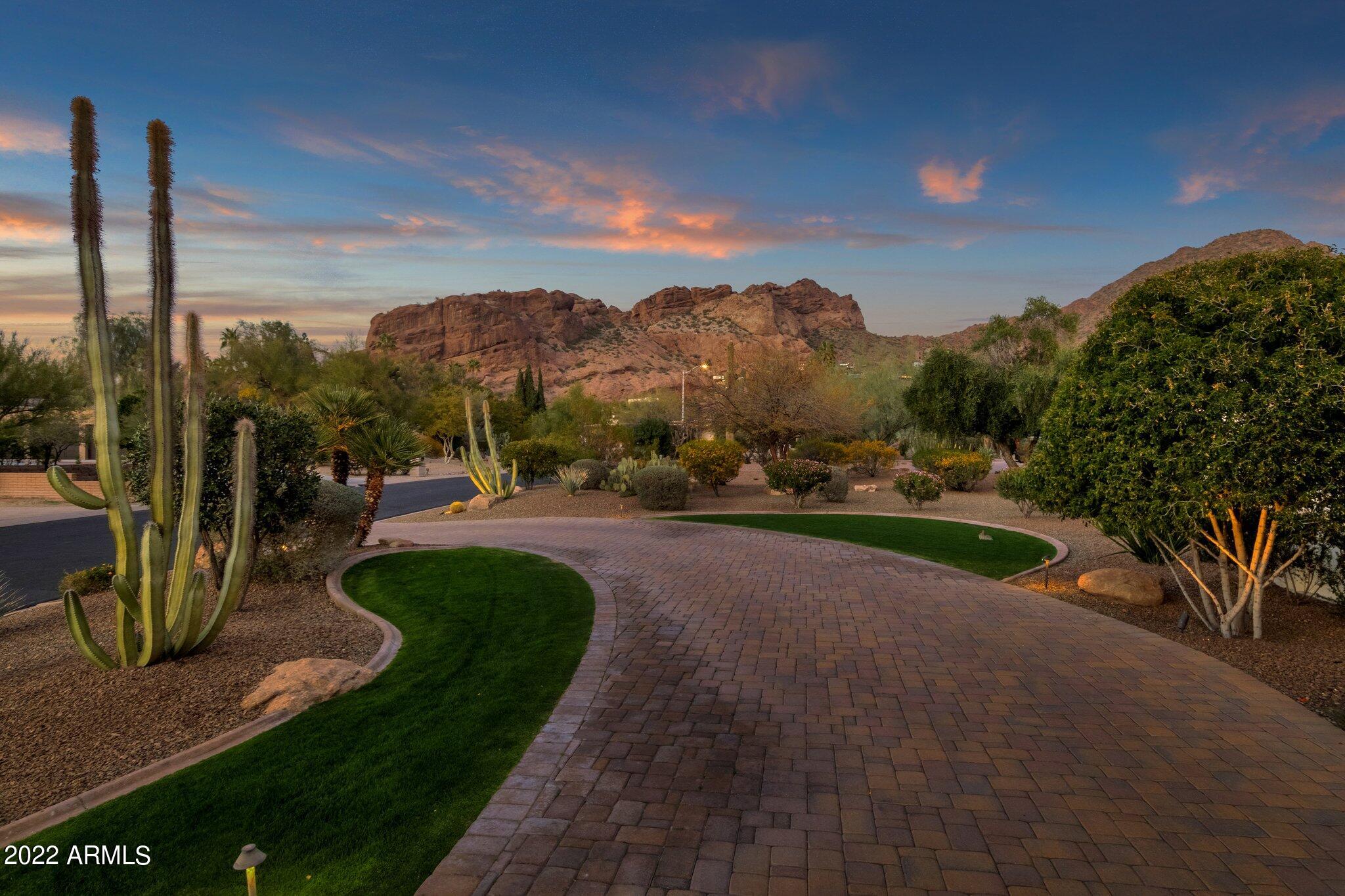 CAMELBACK SIERRA - Residential