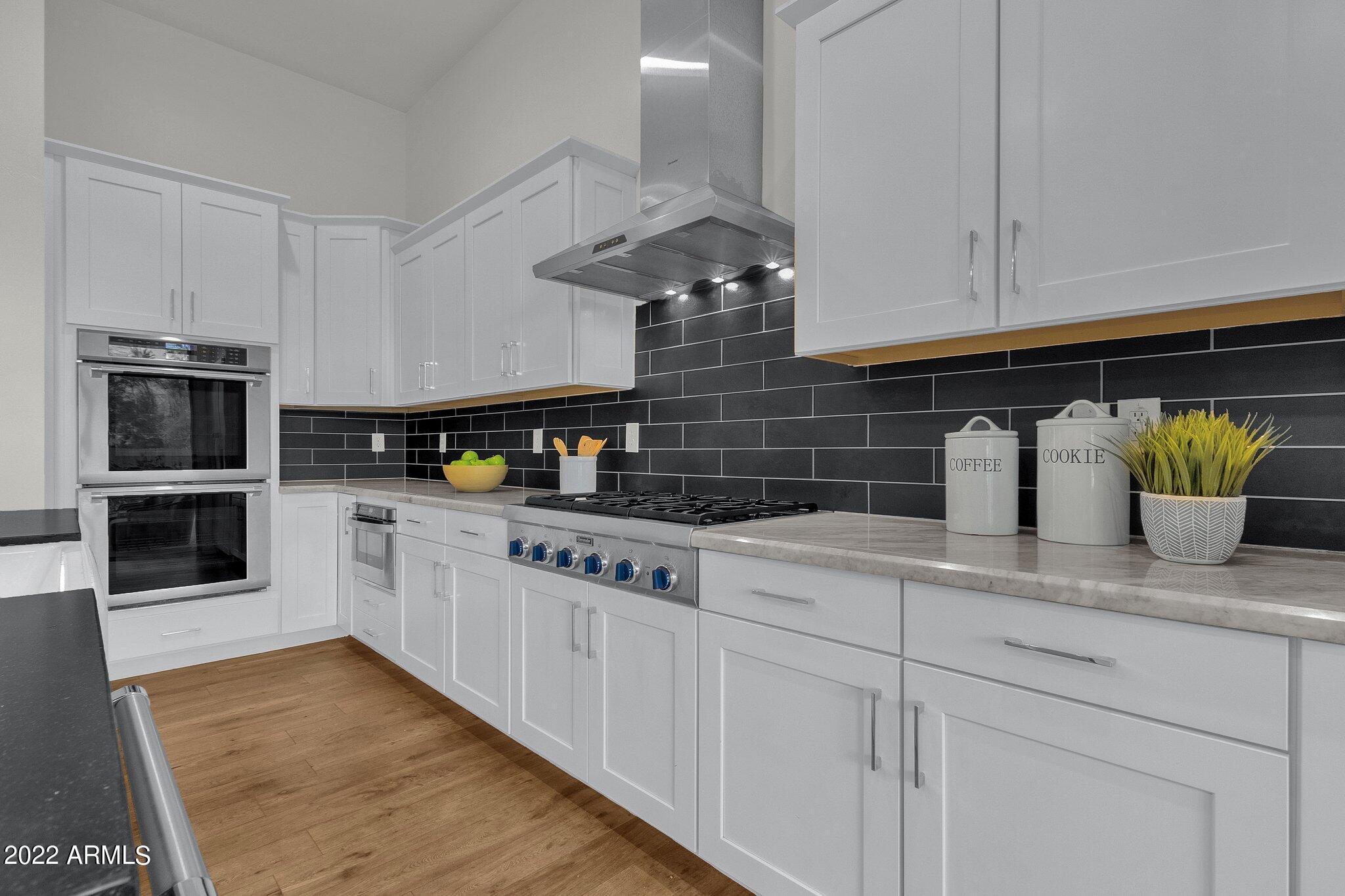 CAMELBACK SIERRA - Residential