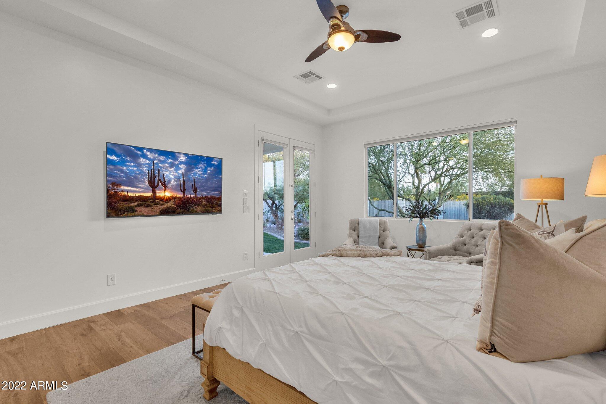 CAMELBACK SIERRA - Residential