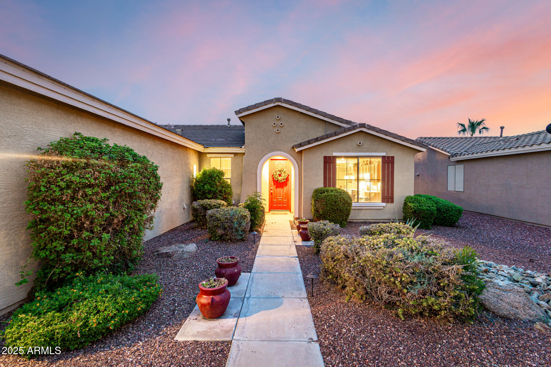 42911 W MAGIC MOMENT Drive