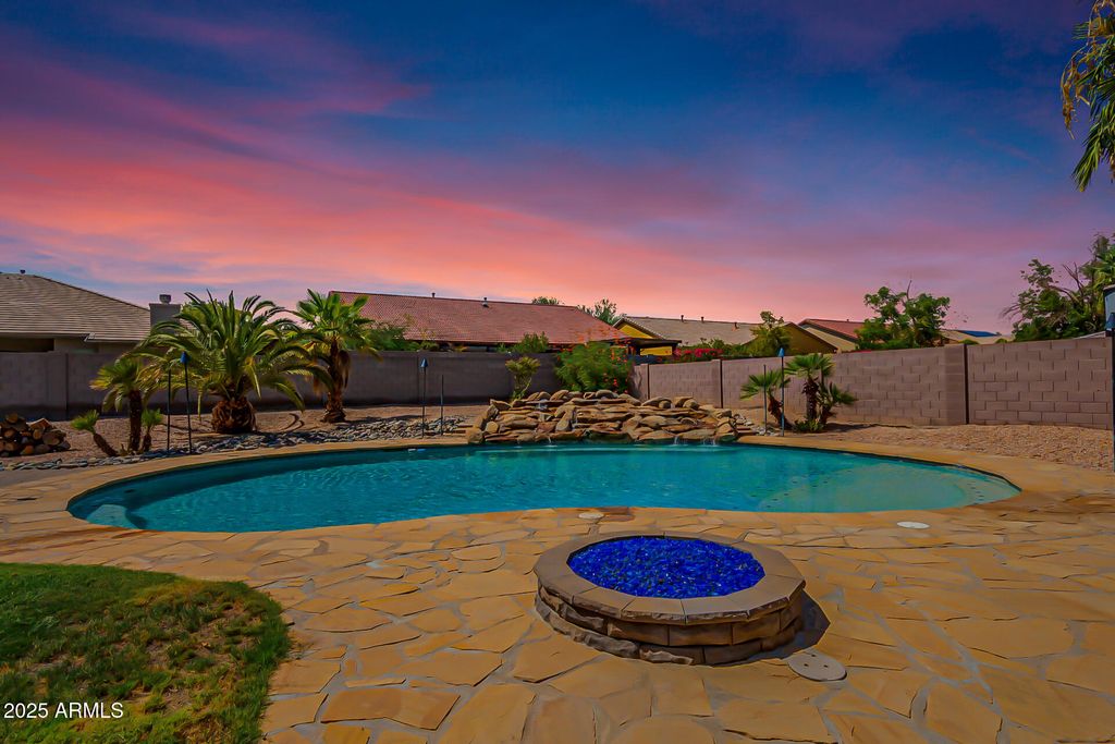 Photo of 5522 N 132nd Drive, Litchfield Park, AZ 85340 (MLS # 6912184)