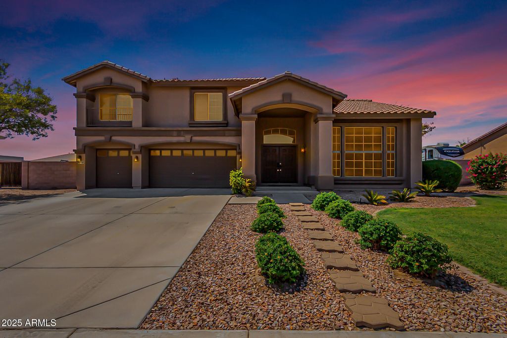 Photo of 5522 N 132nd Drive, Litchfield Park, AZ 85340 (MLS # 6912184)