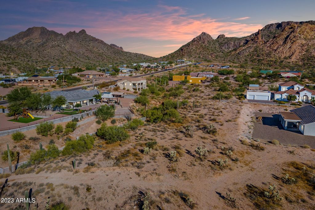 Photo of 0 N Idaho Road #--, Apache Junction, AZ 85119 (MLS # 6912315)