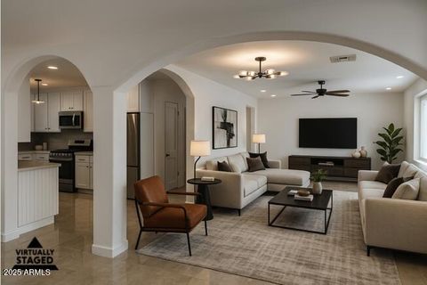 6842 N 14TH Street Phoenix AZ 85014