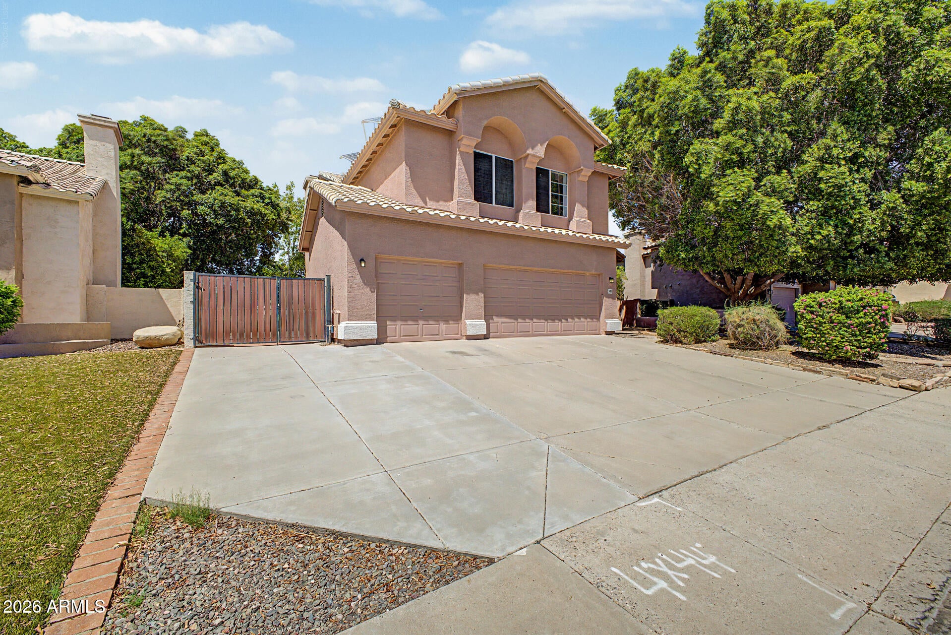 6288 W ROSE GARDEN Lane