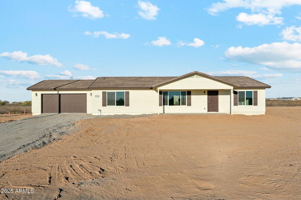 Photo of 25318 S 193rd Avenue, Buckeye, AZ 85326 (MLS # 6931869)