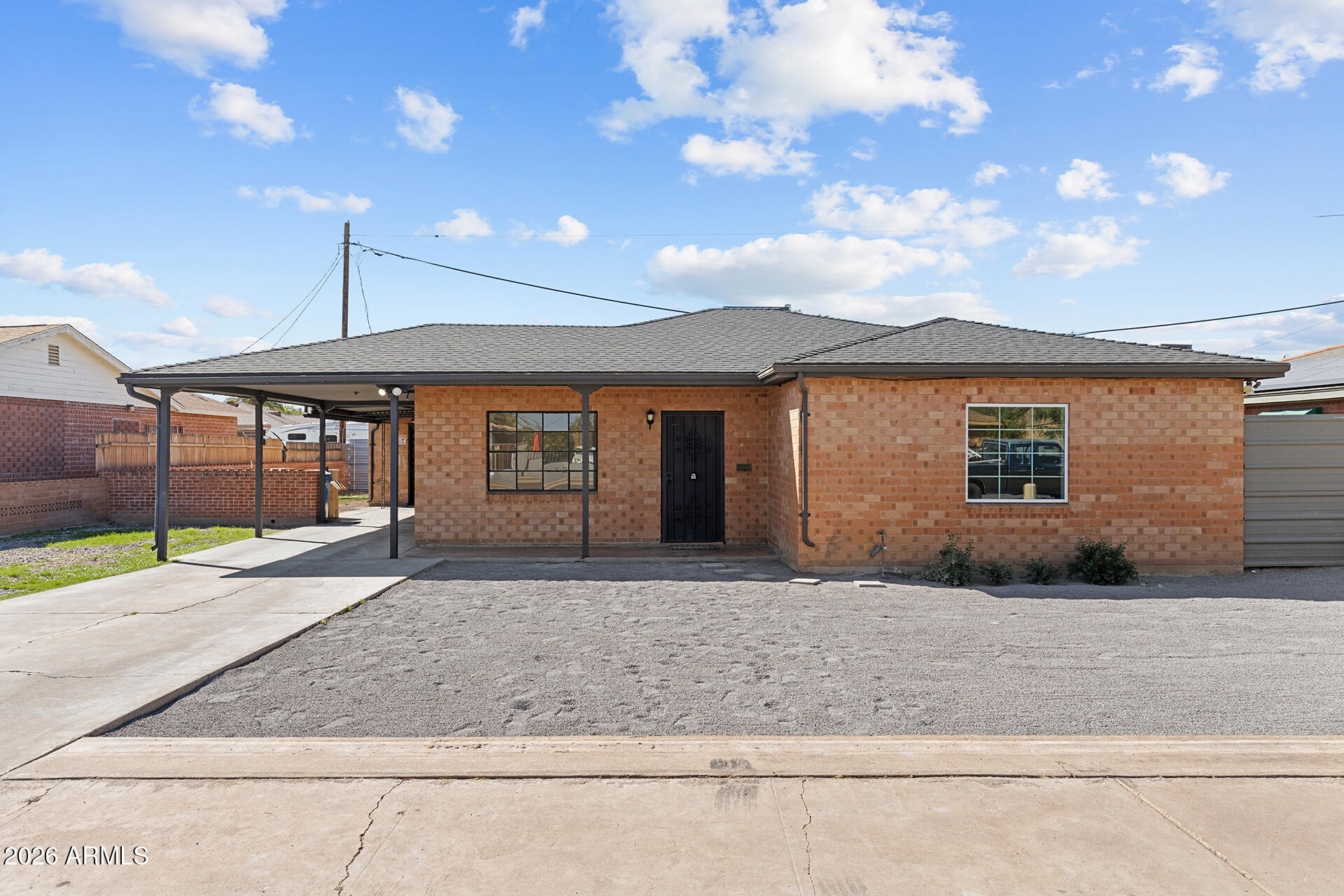 2935 E PORTLAND Street