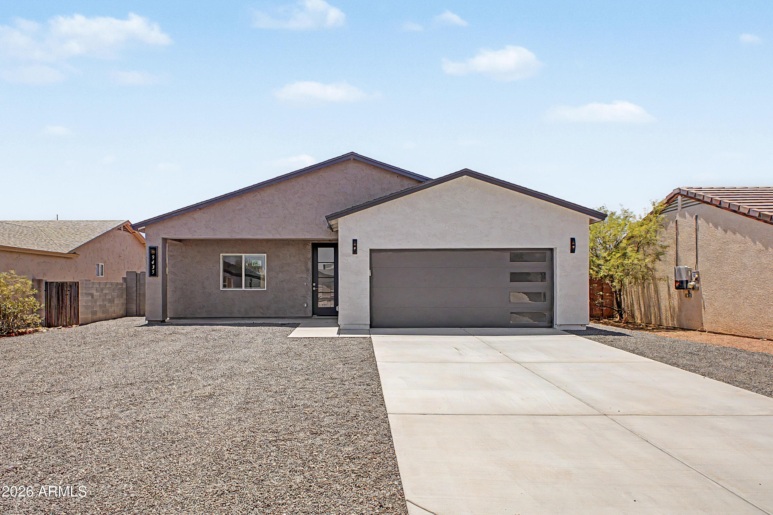9435 W CONCORDIA Drive