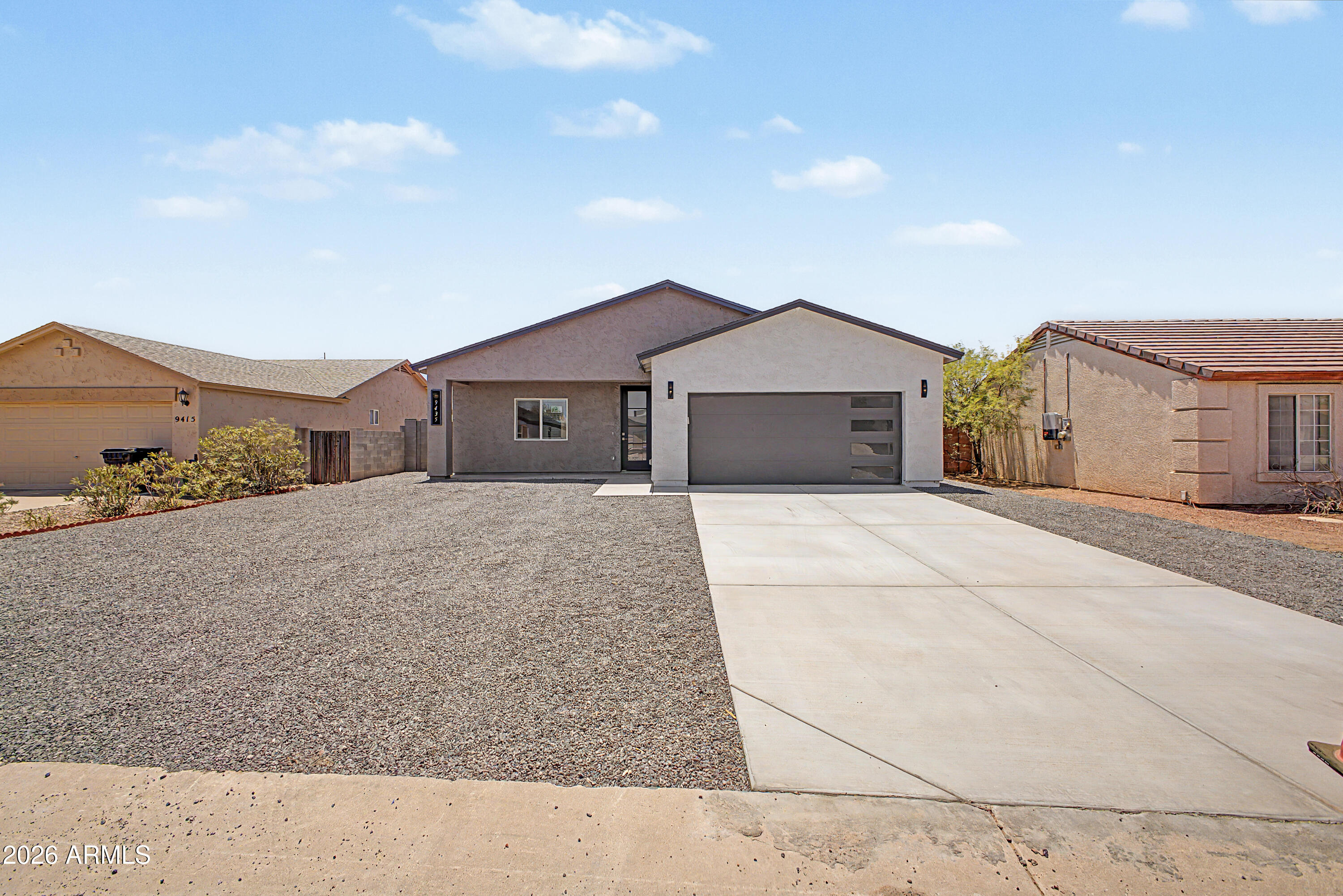 9435 W CONCORDIA Drive