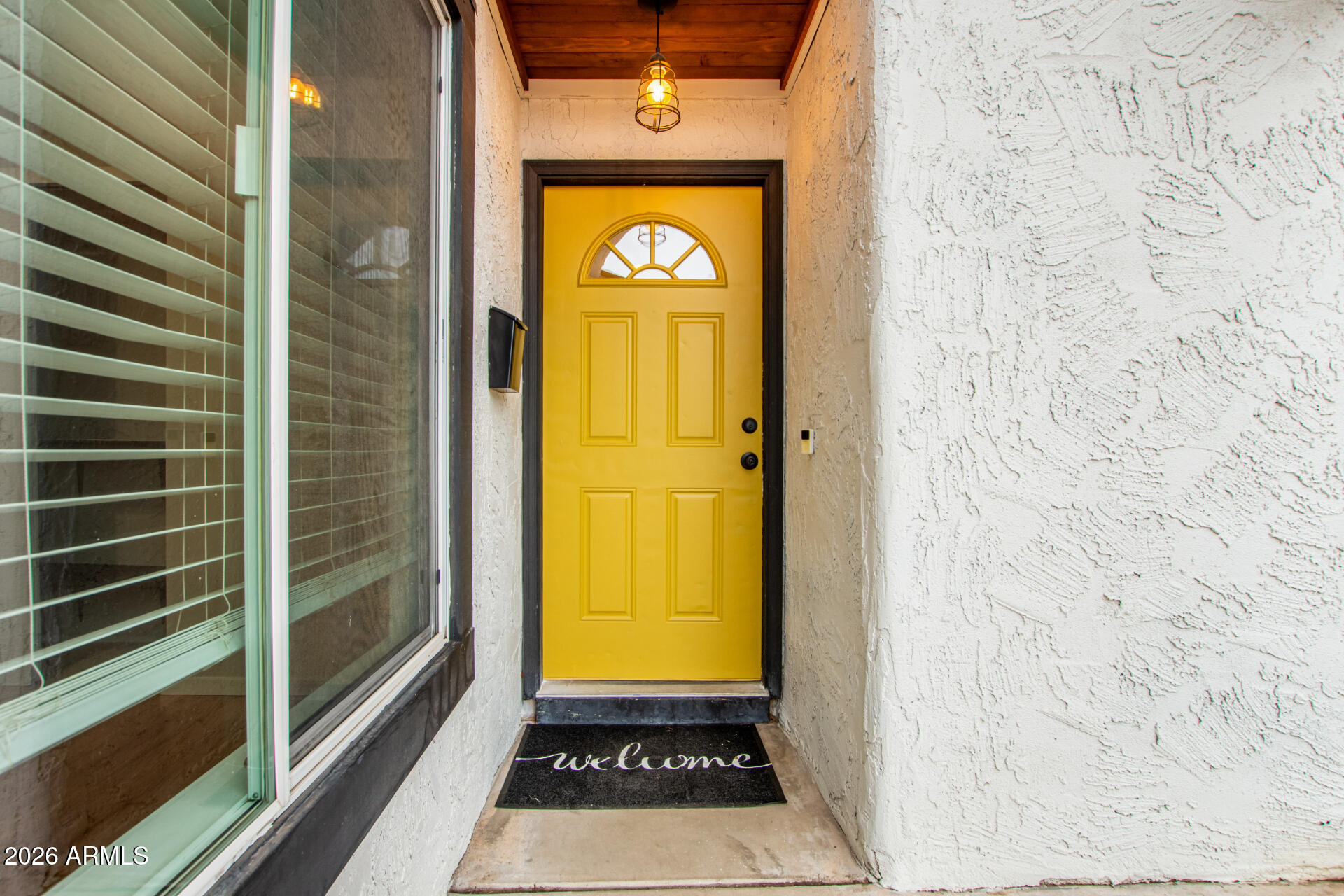 1012 S SANTA BARBARA Drive