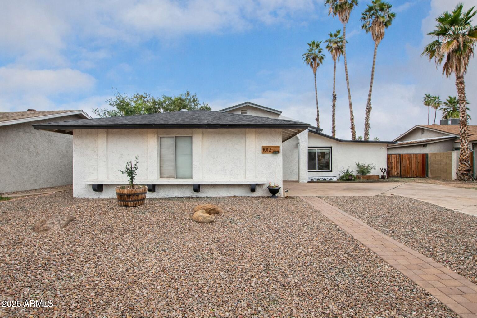 1012 S SANTA BARBARA Drive