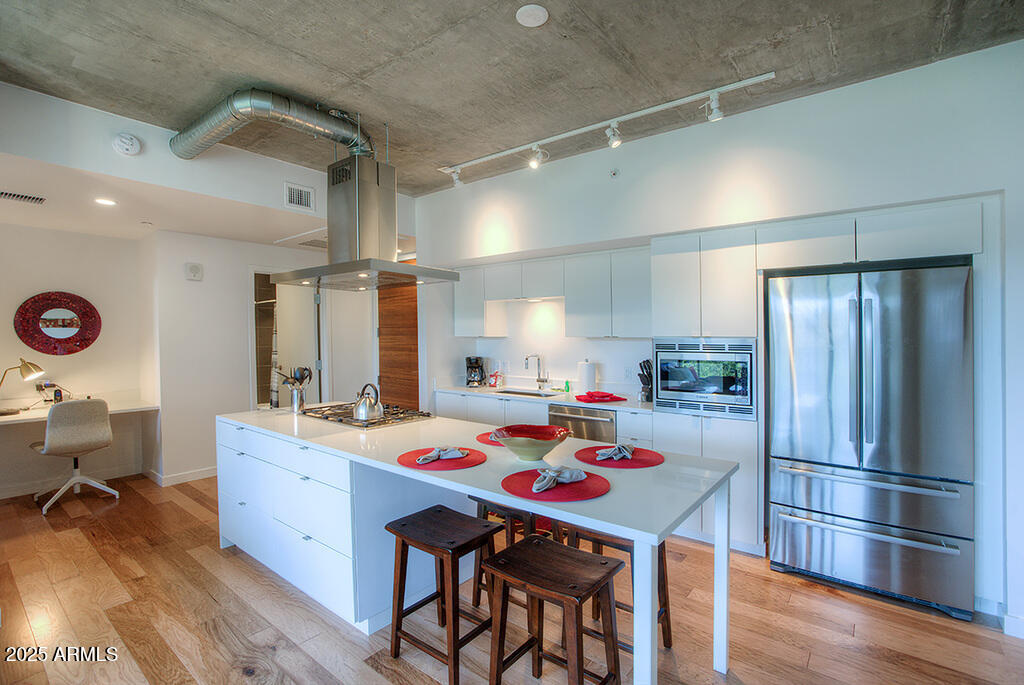 100 W PORTLAND Street 506