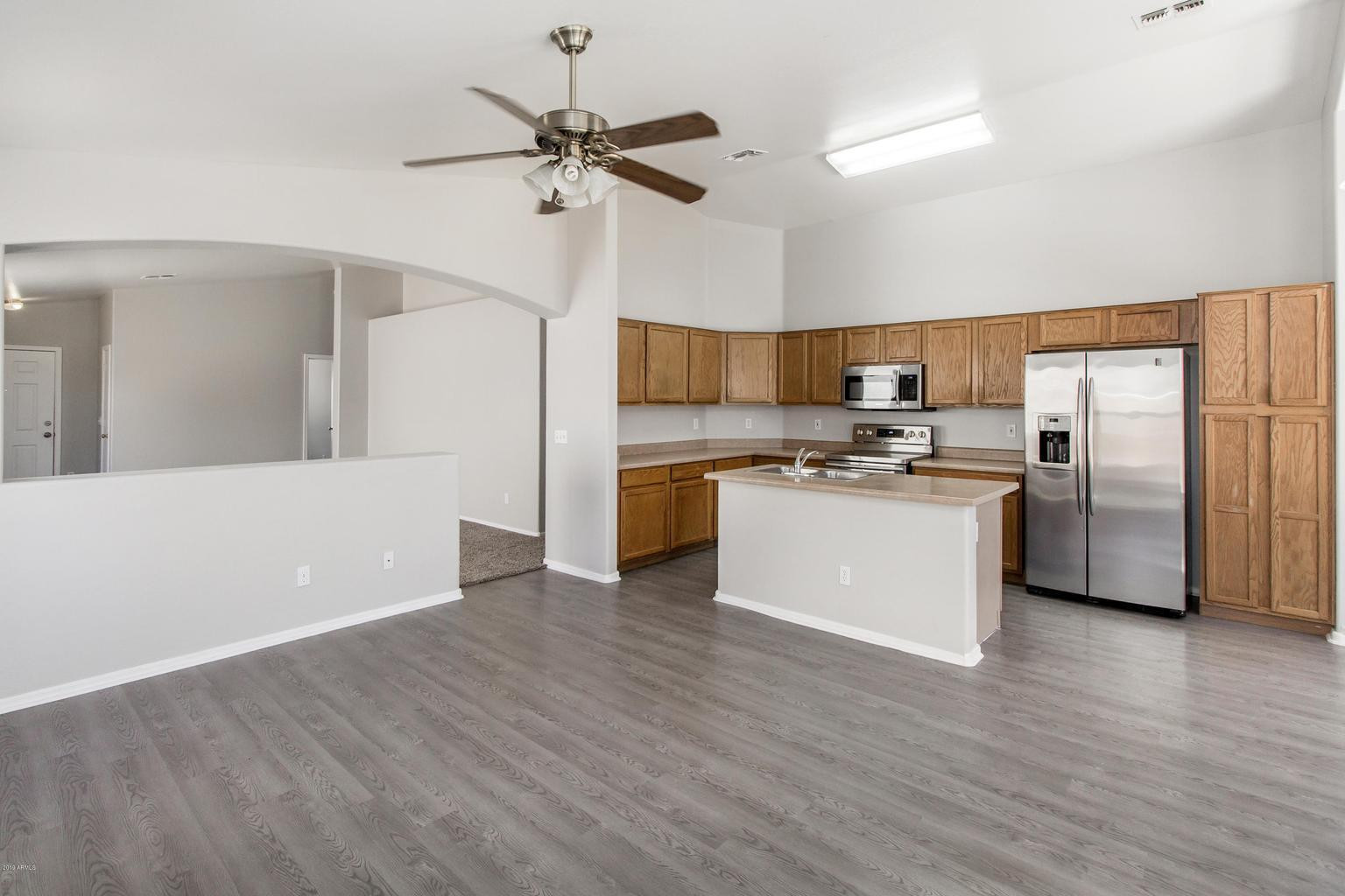 1478 E 10th Place