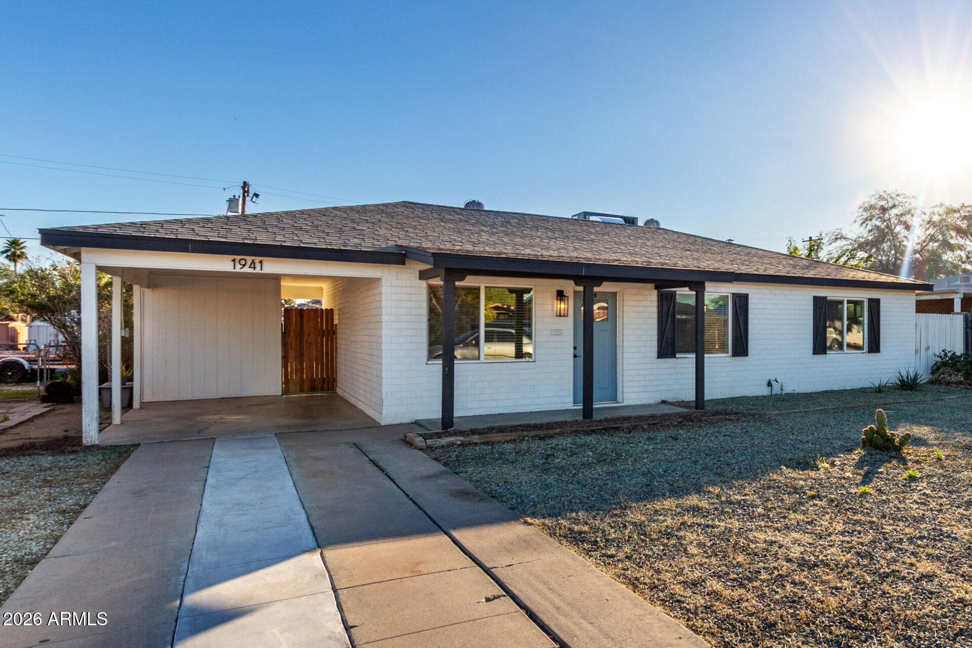 1941 W Mitchell Drive