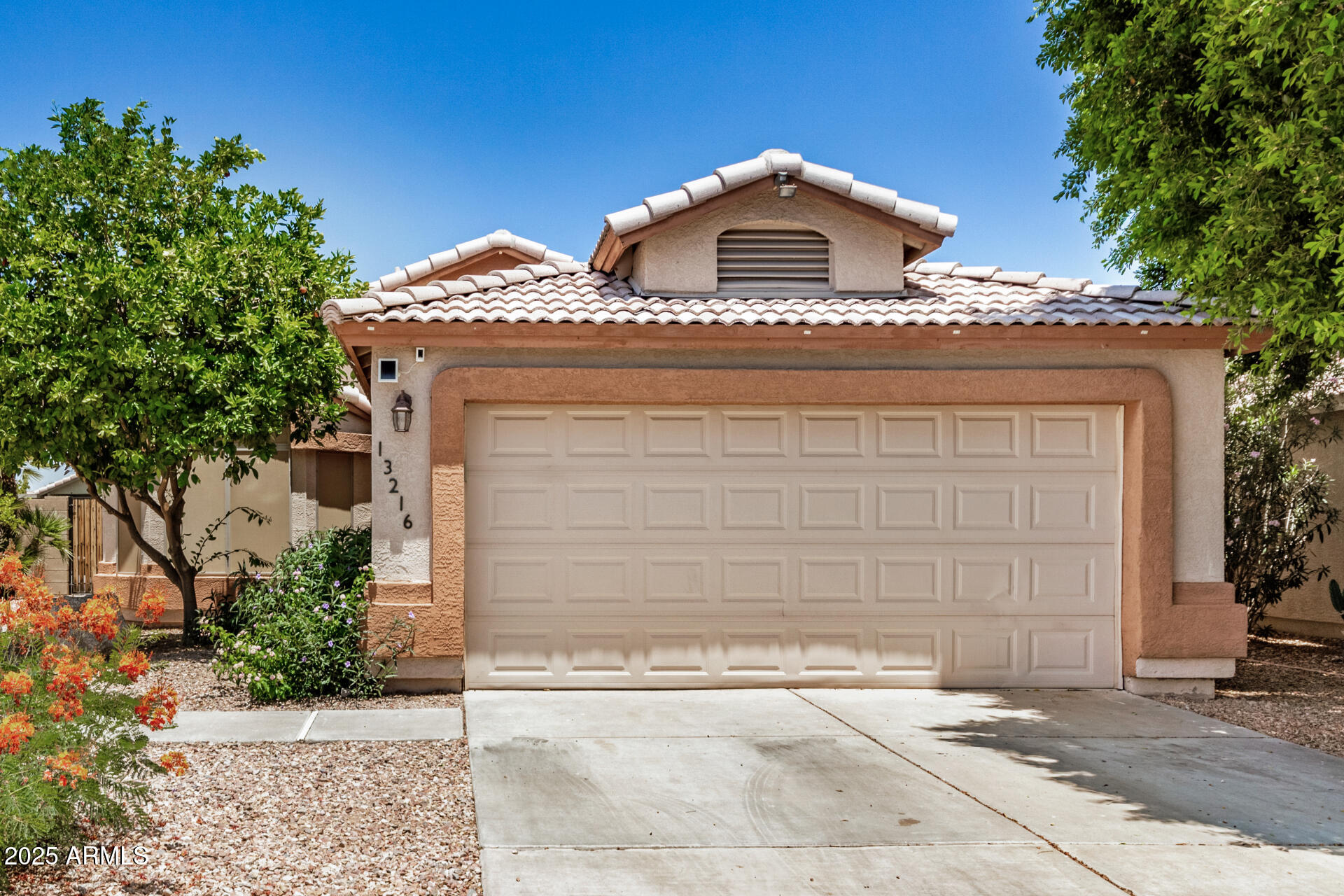13216 W DESERT Lane
