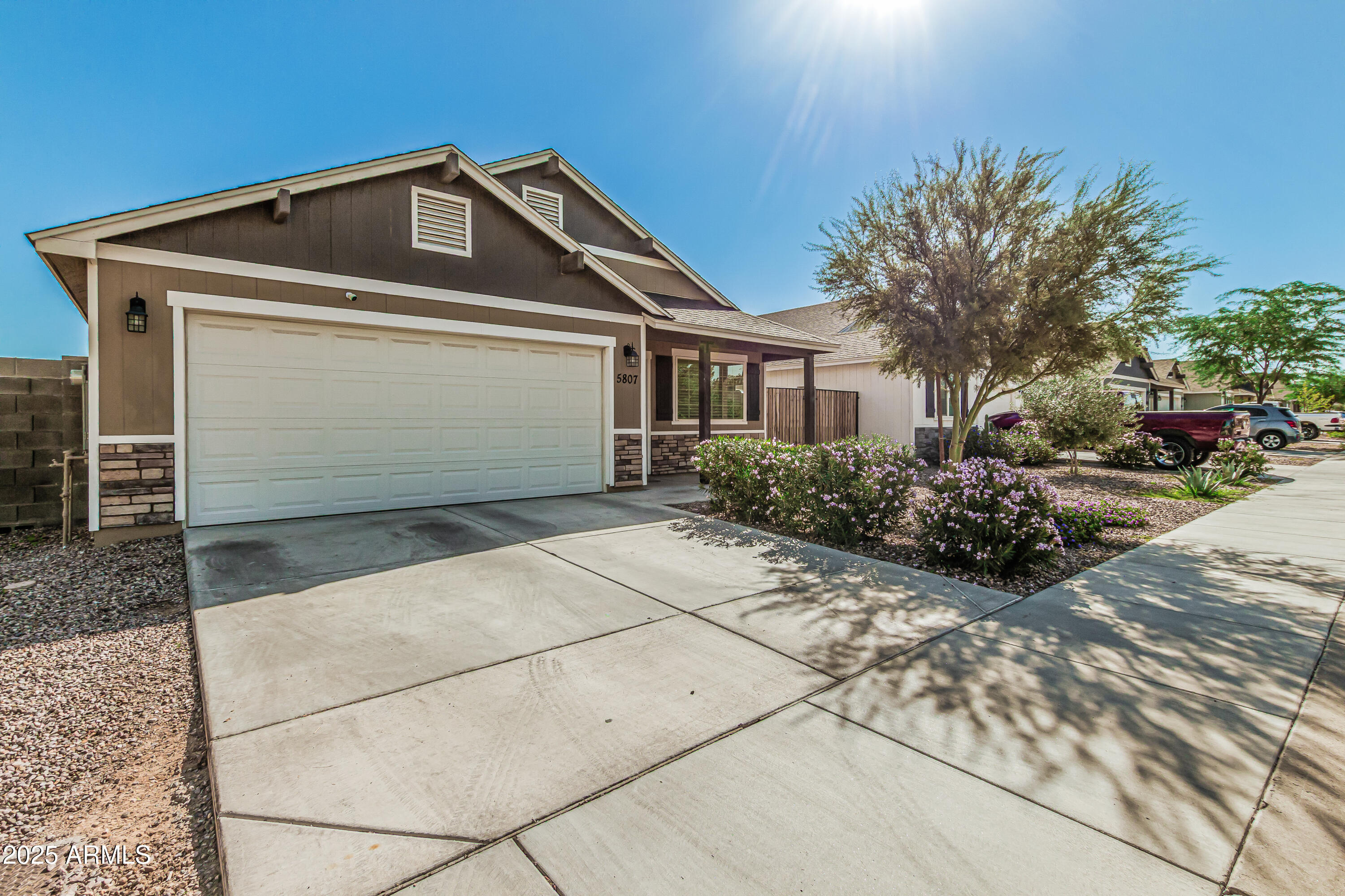 Homes for Sale in Queen Creek Arizona 1 5807 S 13TH Avenue