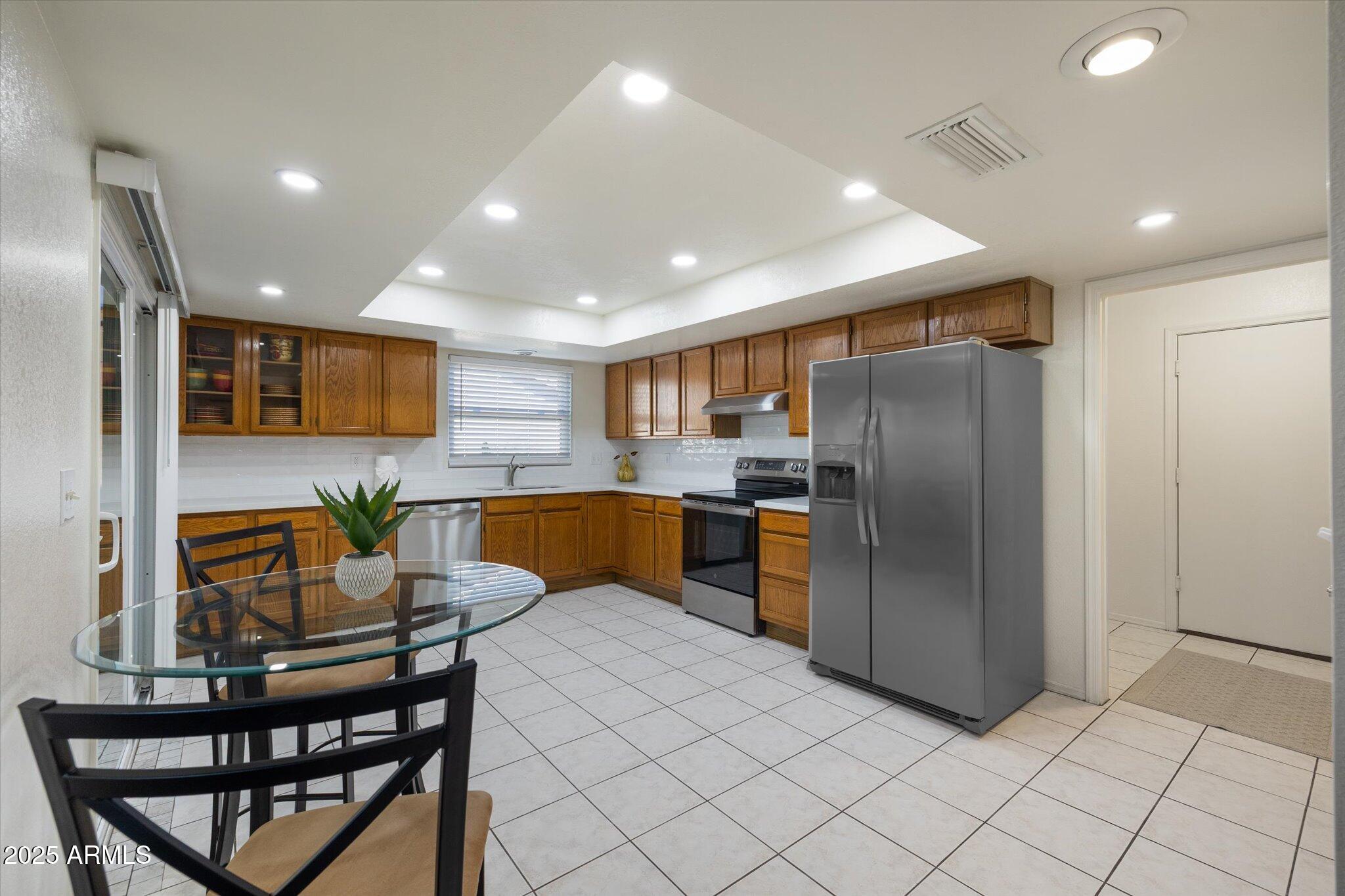 2190 LEISURE WORLD --