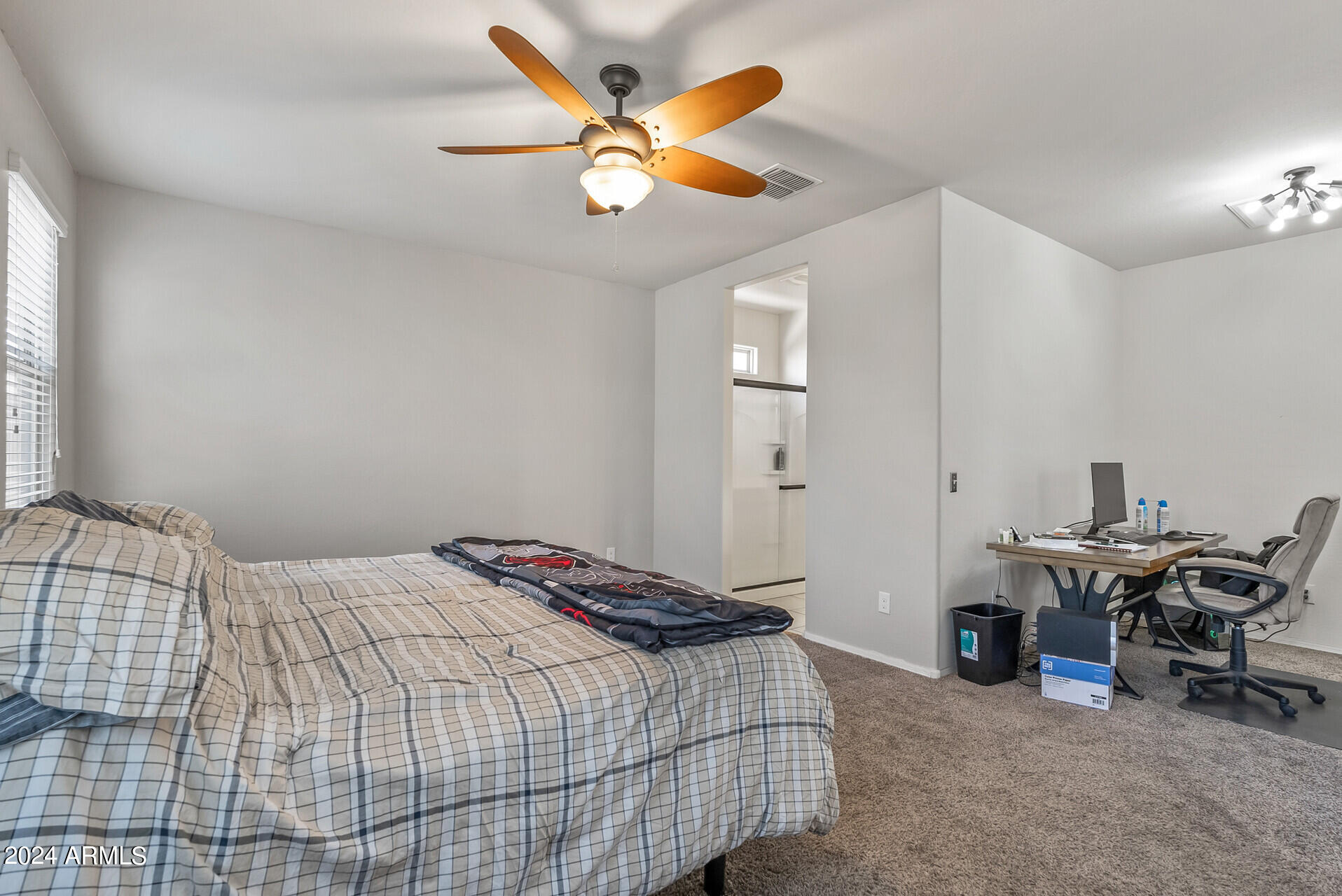 Buckeye, Arizona 85326, United States, 4 Bedrooms Bedrooms, ,2 BathroomsBathrooms,Residential,Active,40978