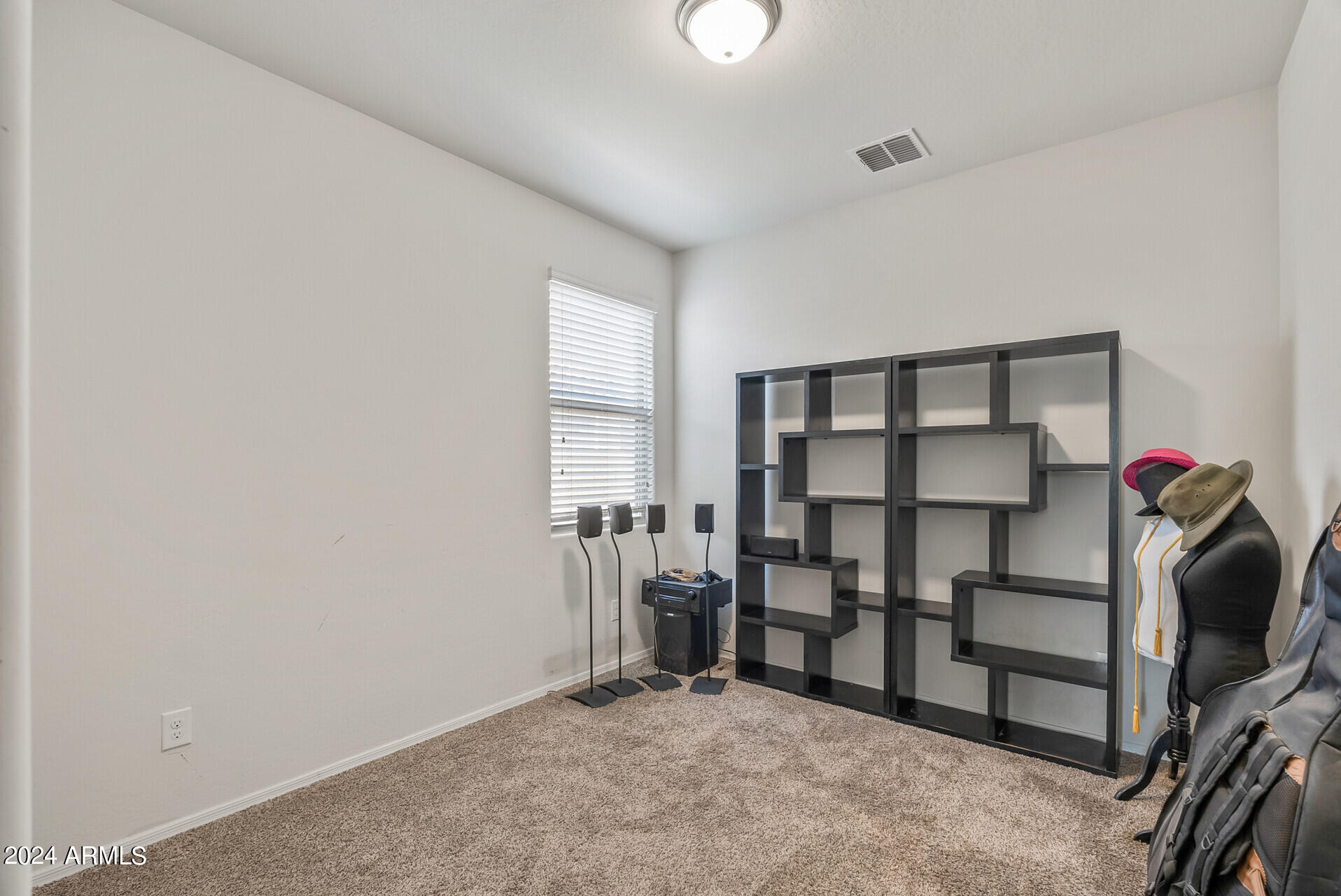 Buckeye, Arizona 85326, United States, 4 Bedrooms Bedrooms, ,2 BathroomsBathrooms,Residential,Active,40978