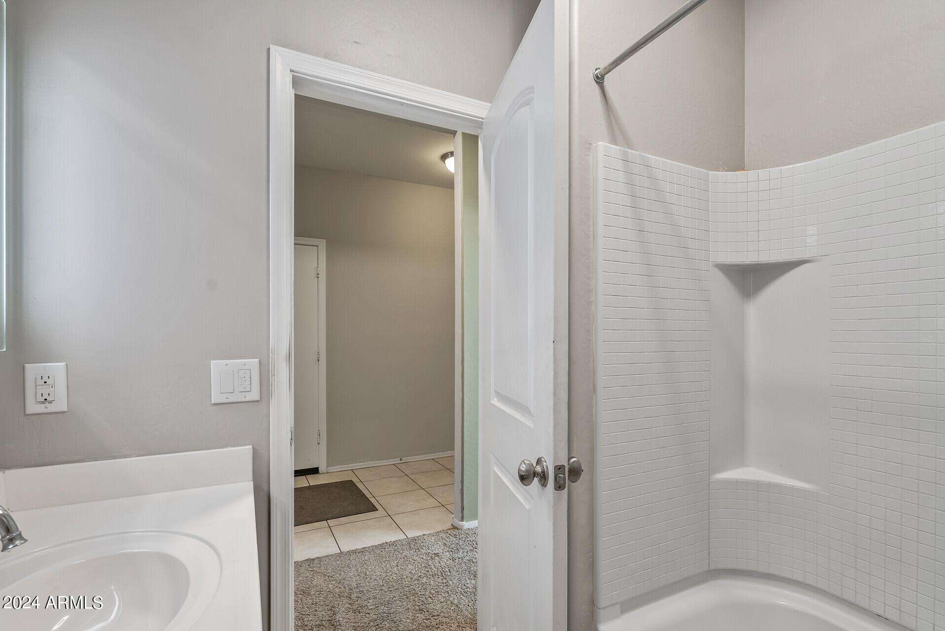 Buckeye, Arizona 85326, United States, 4 Bedrooms Bedrooms, ,2 BathroomsBathrooms,Residential,Active,40978