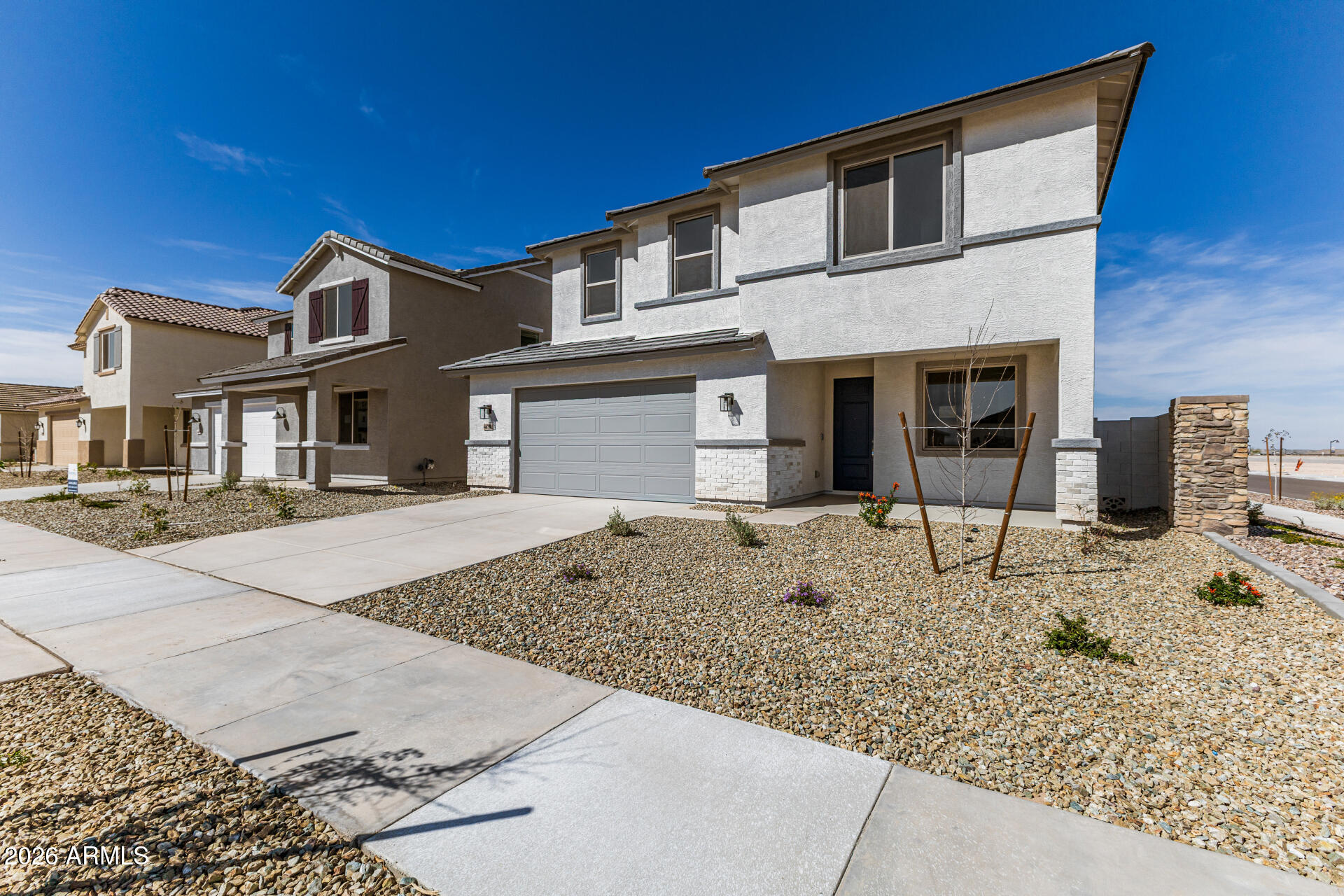 46790 W Crescent Moon Drive