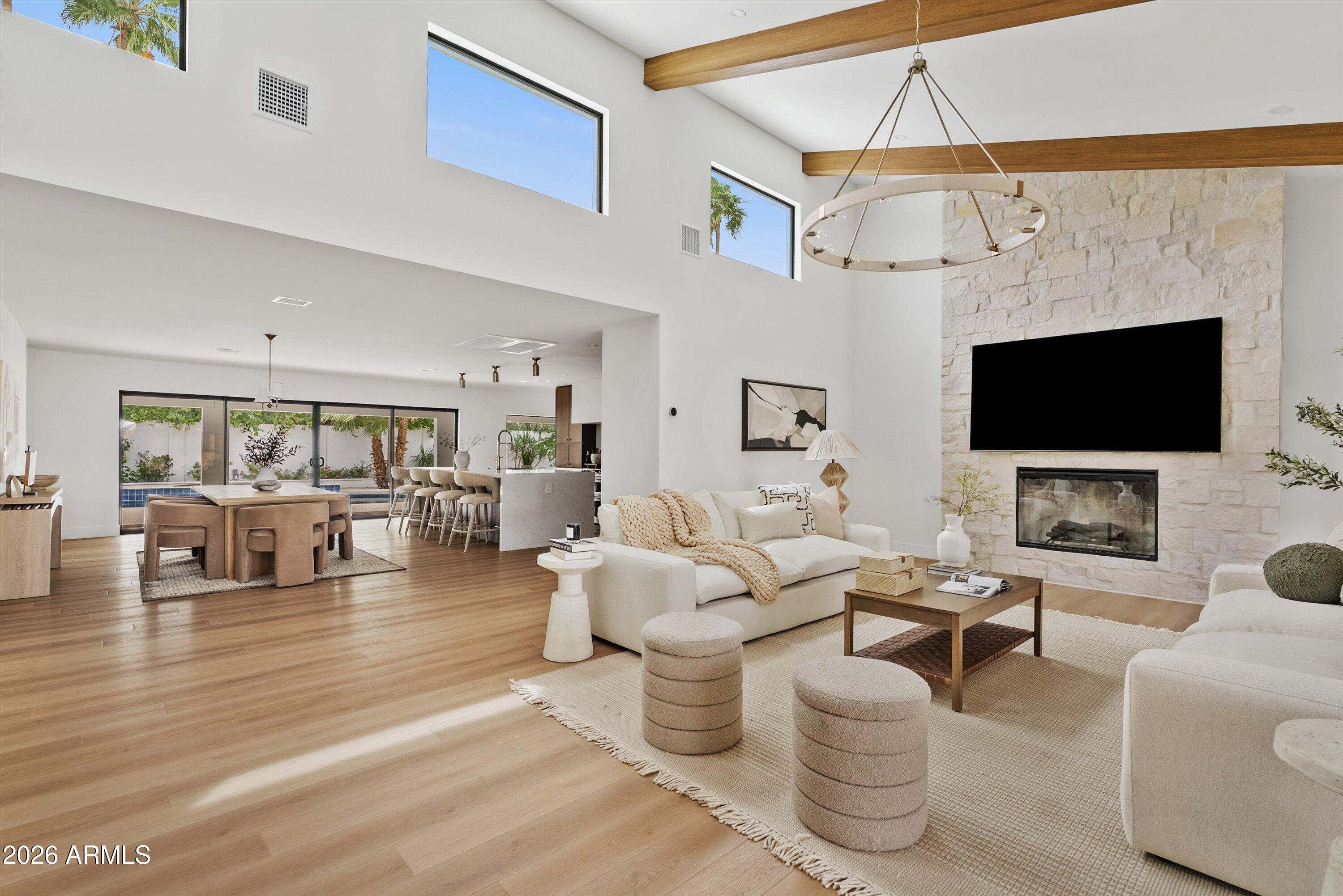 5701 E WINDROSE Drive