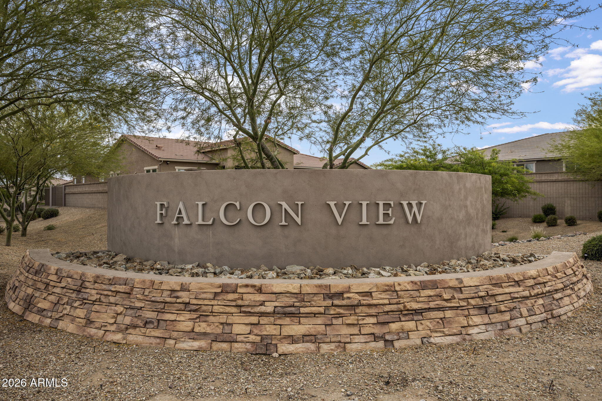 FALCON VIEW - Residential