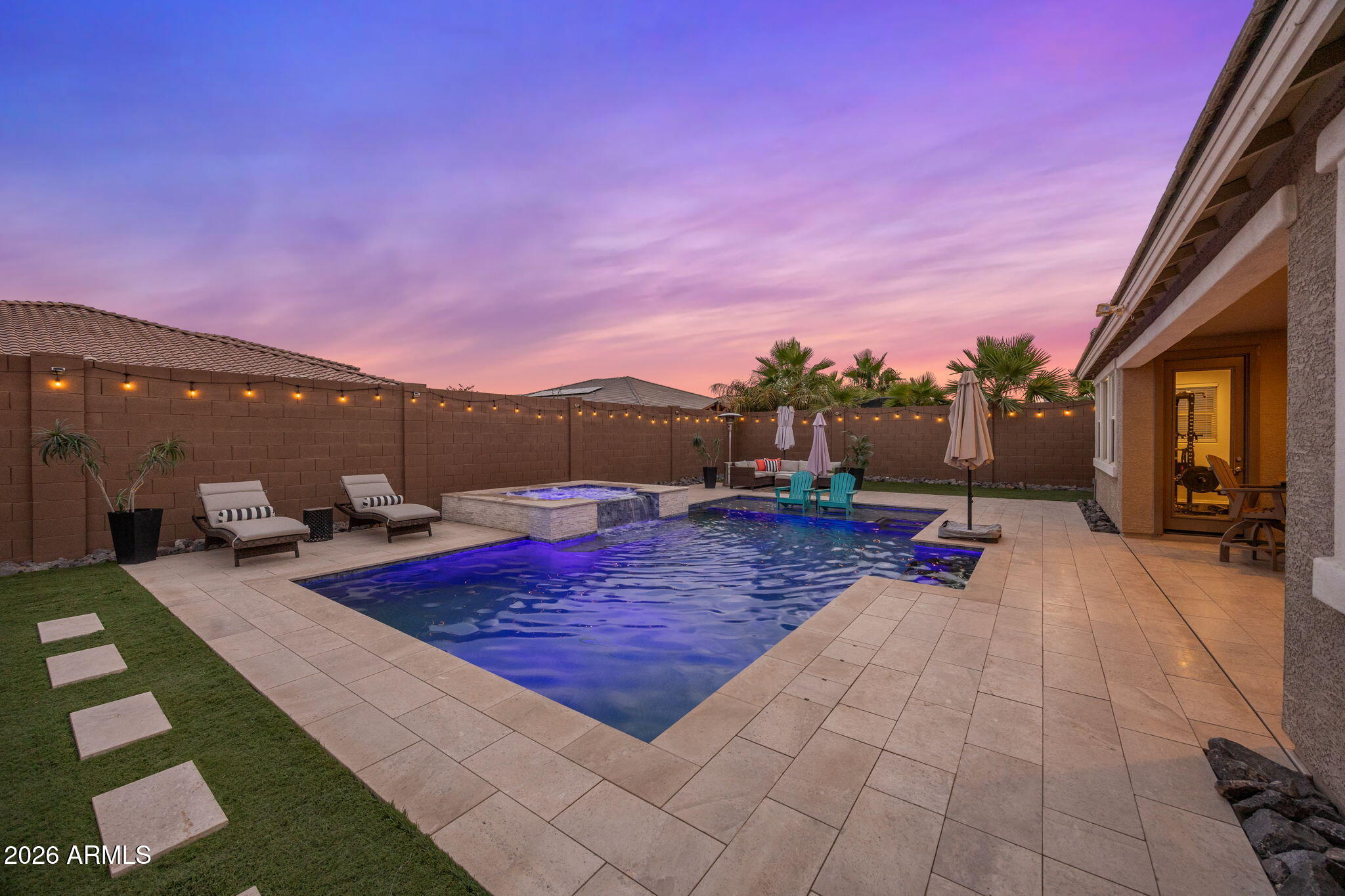 FALCON VIEW - Residential