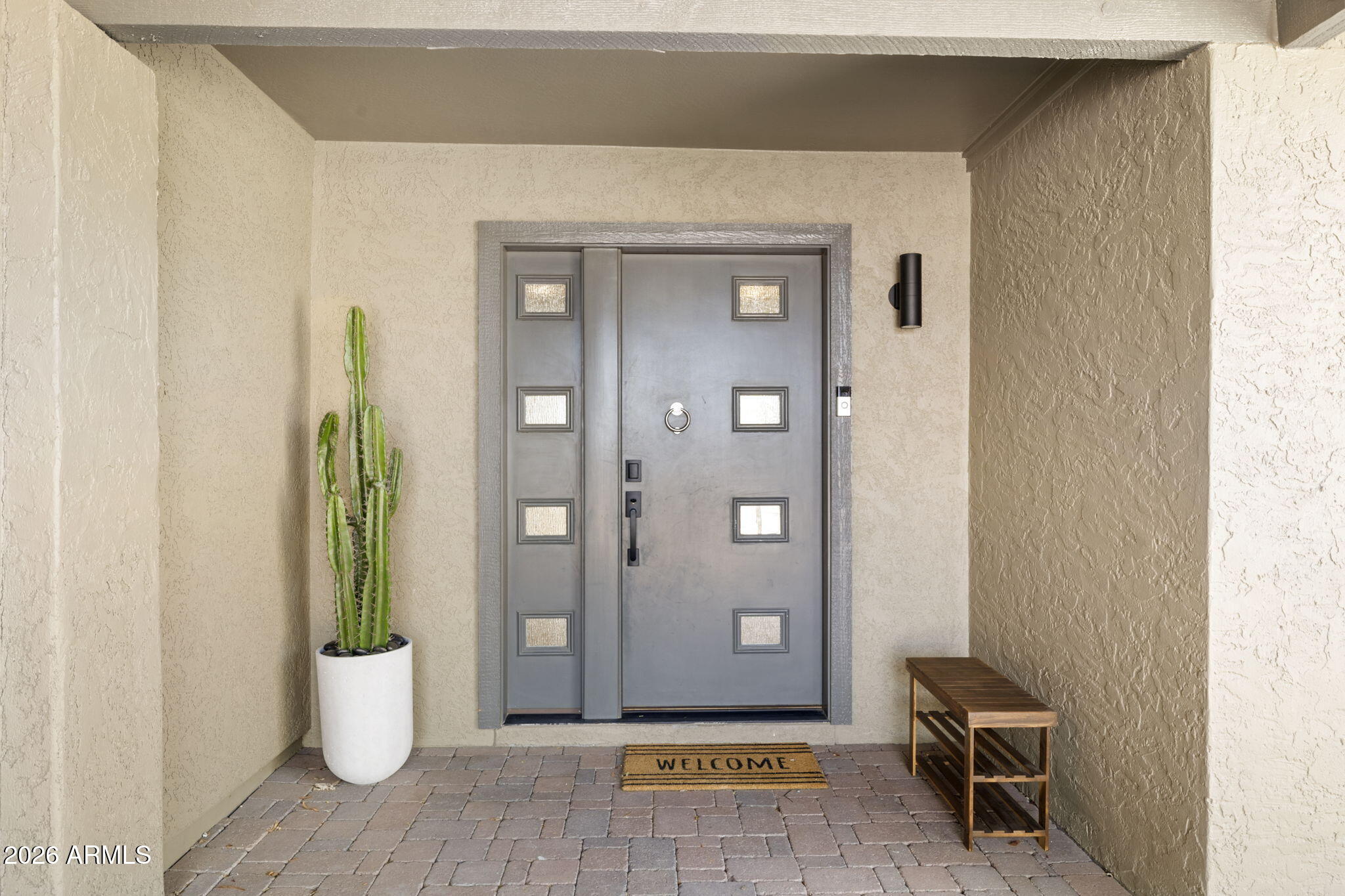 2601 E SAHUARO Drive