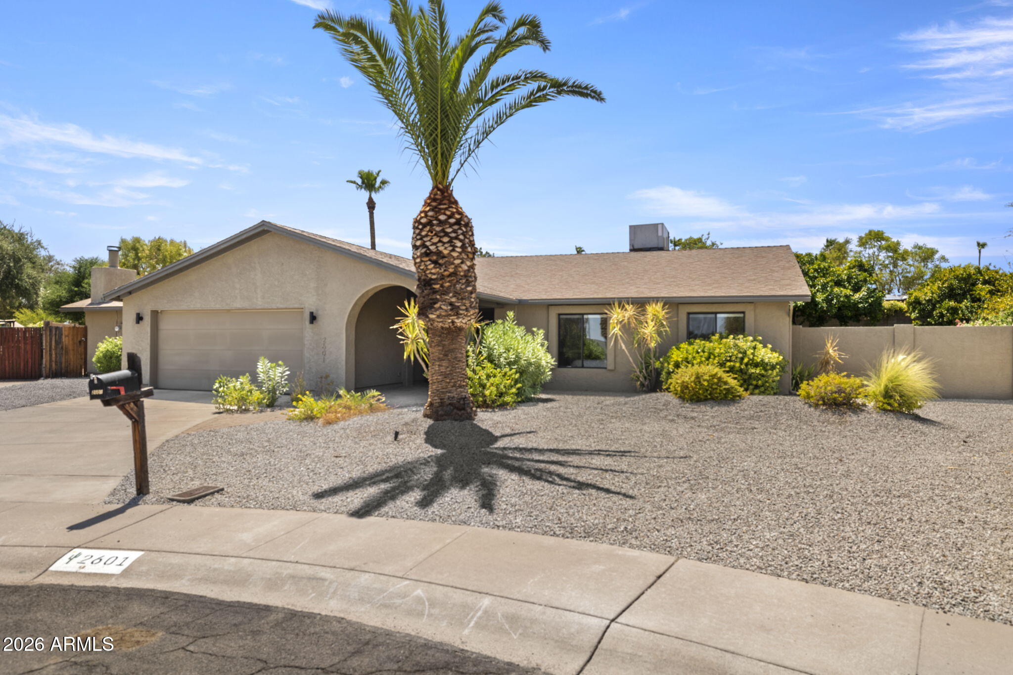 2601 E SAHUARO Drive