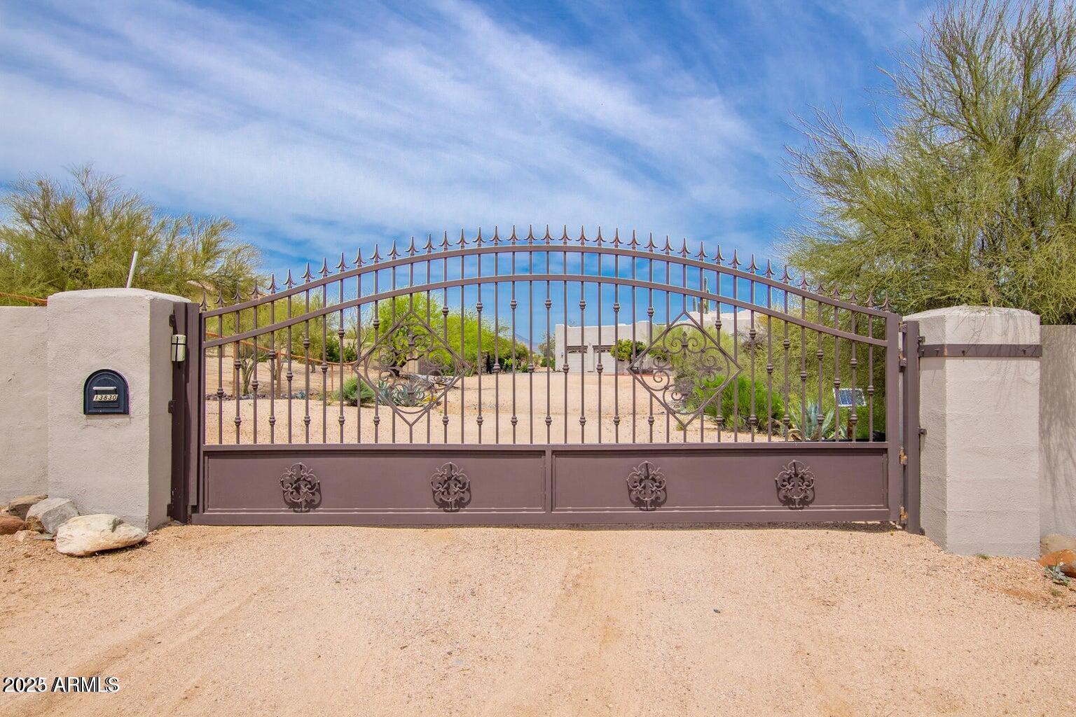 13830 E WINDSTONE Trail