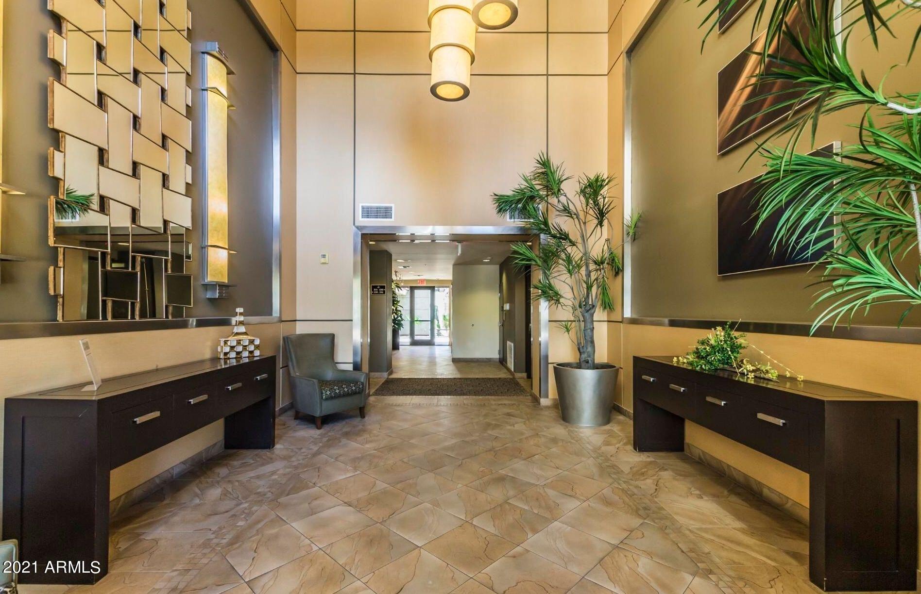 7291 N SCOTTSDALE Road 1004