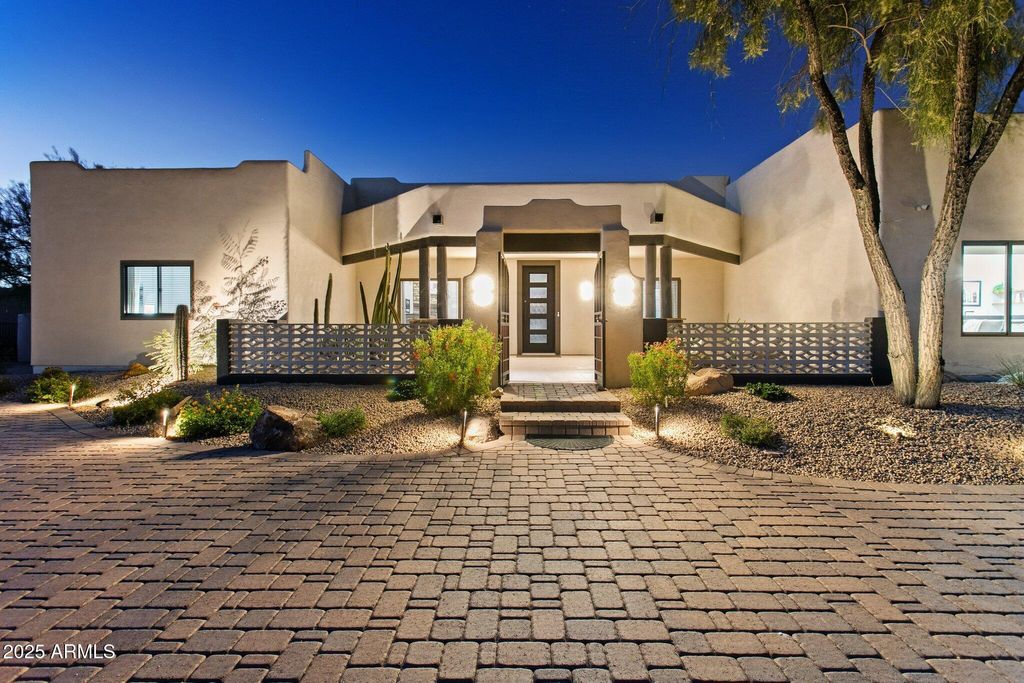 Photo of 30506 N 60th Street, Cave Creek, AZ 85331 (MLS # 6921937)