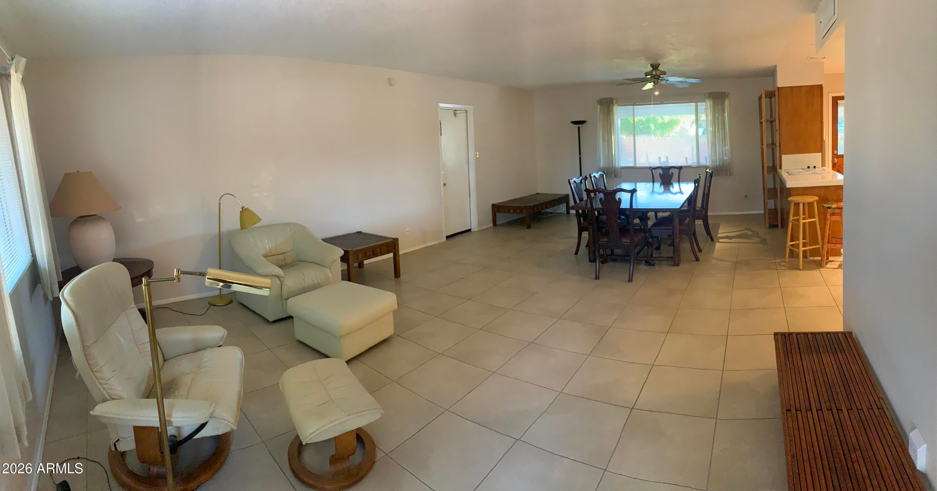 223 E GENEVA Drive