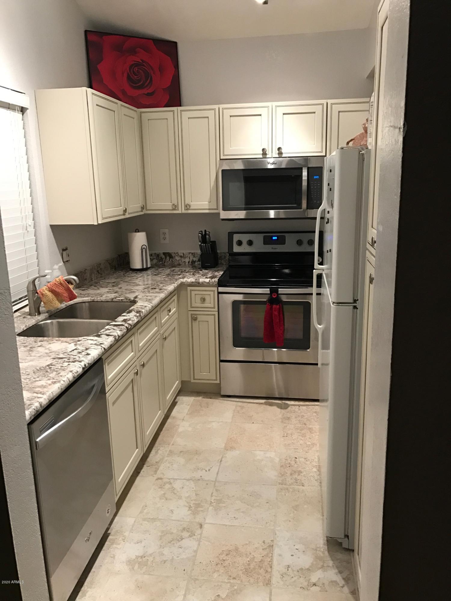 5640 E BELL Road 1022