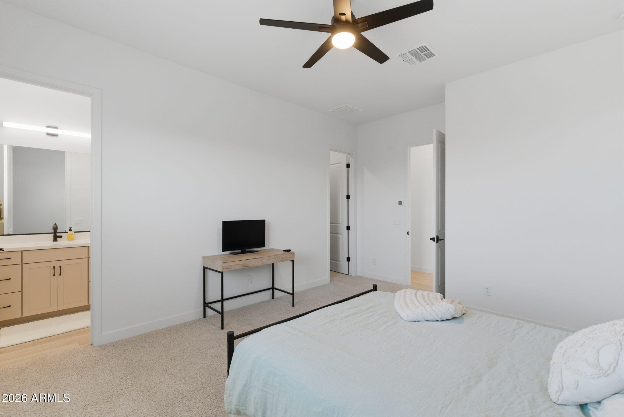 WHISPERING HILLS - Residential