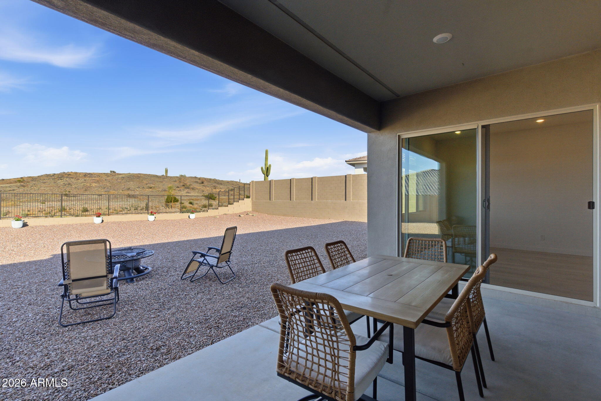 WHISPERING HILLS - Residential